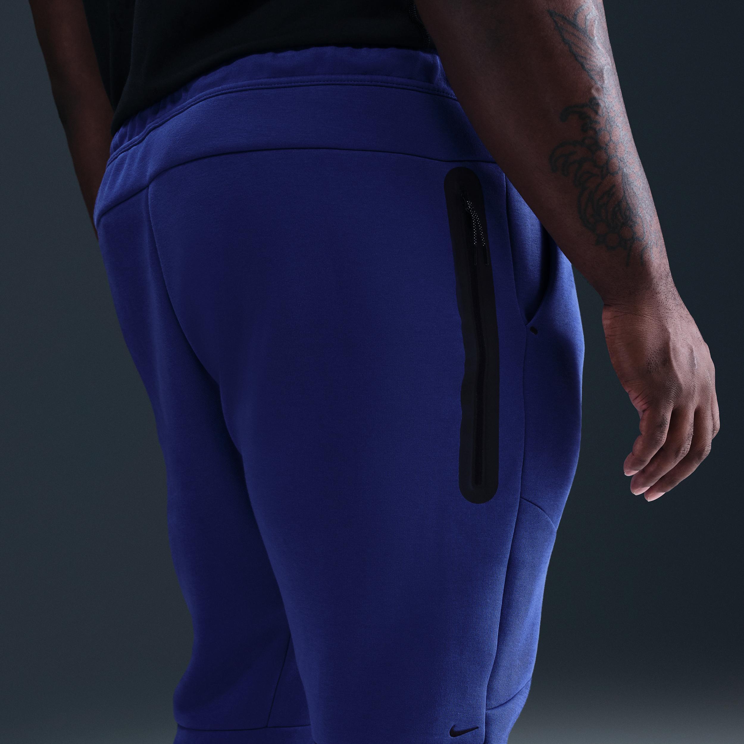 Nike Men's Tech Fleece Jogger Pants Product Image