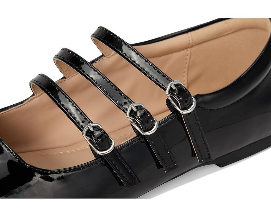 Carrie Flat Product Image