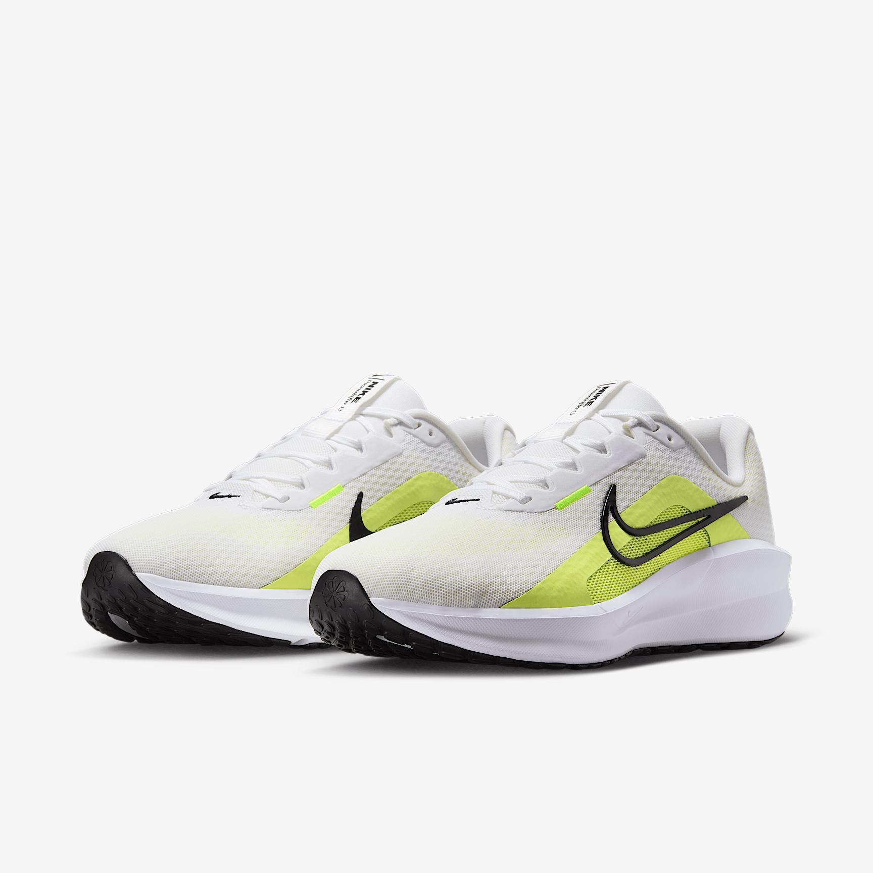 Nike Downshifter 13 Men's Road Running Shoes (Extra Wide) Product Image