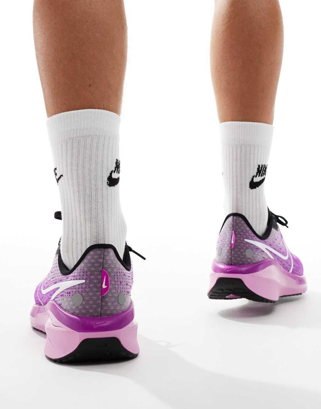 Nike Running Vomero 17 sneakers in black and purple Product Image