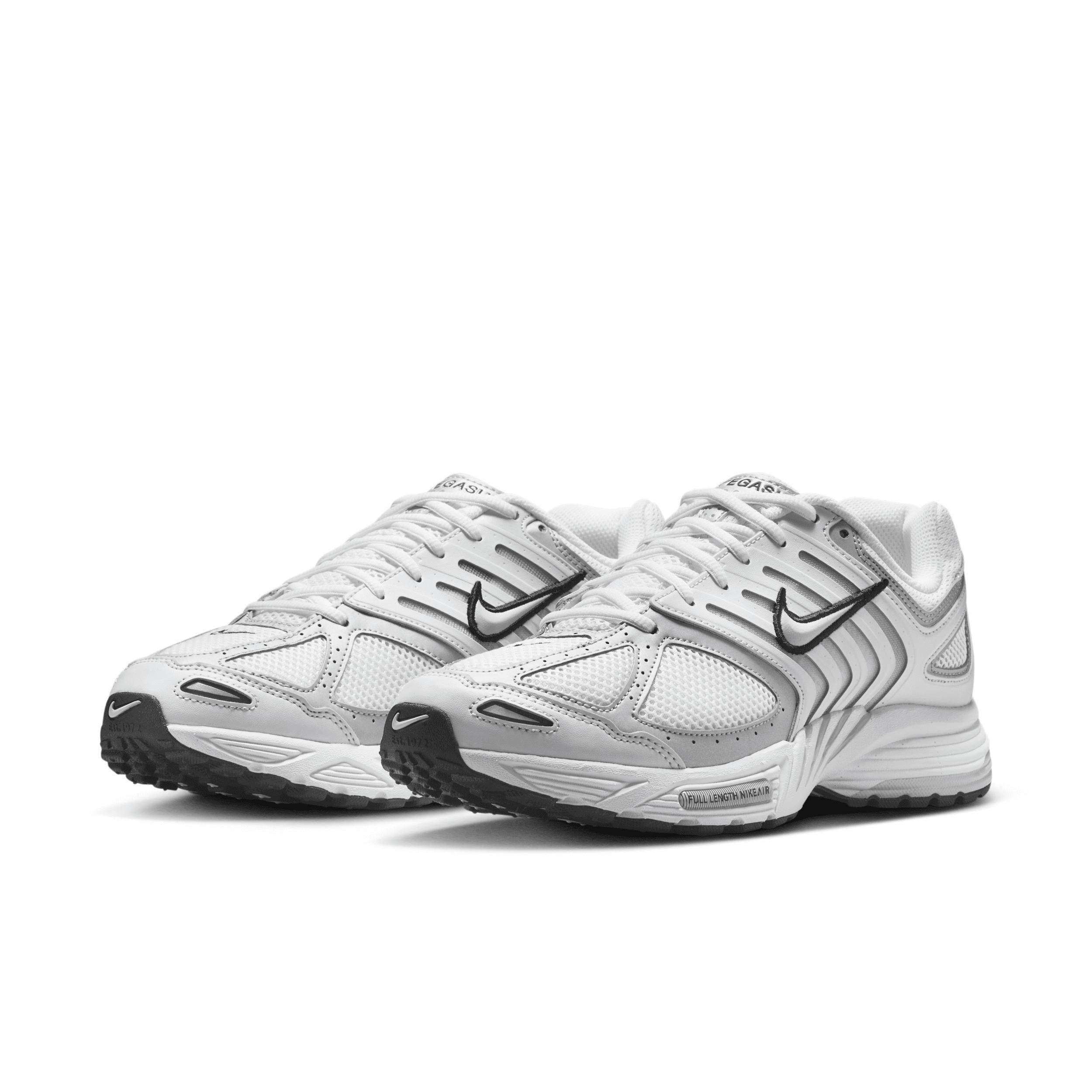 Nike Men's Air Pegasus 2005 Shoes Product Image