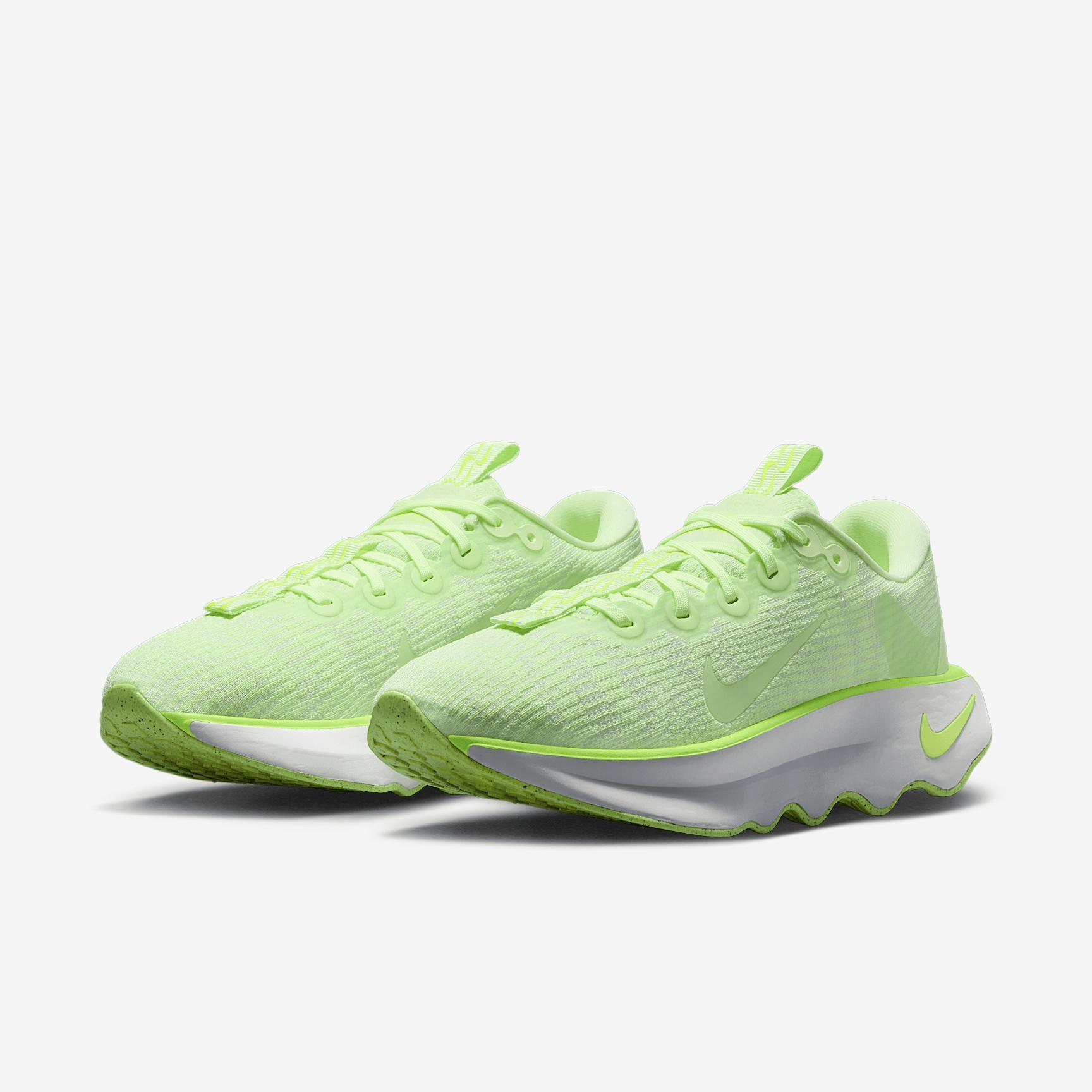 Nike Women's Motiva Walking Shoes Product Image