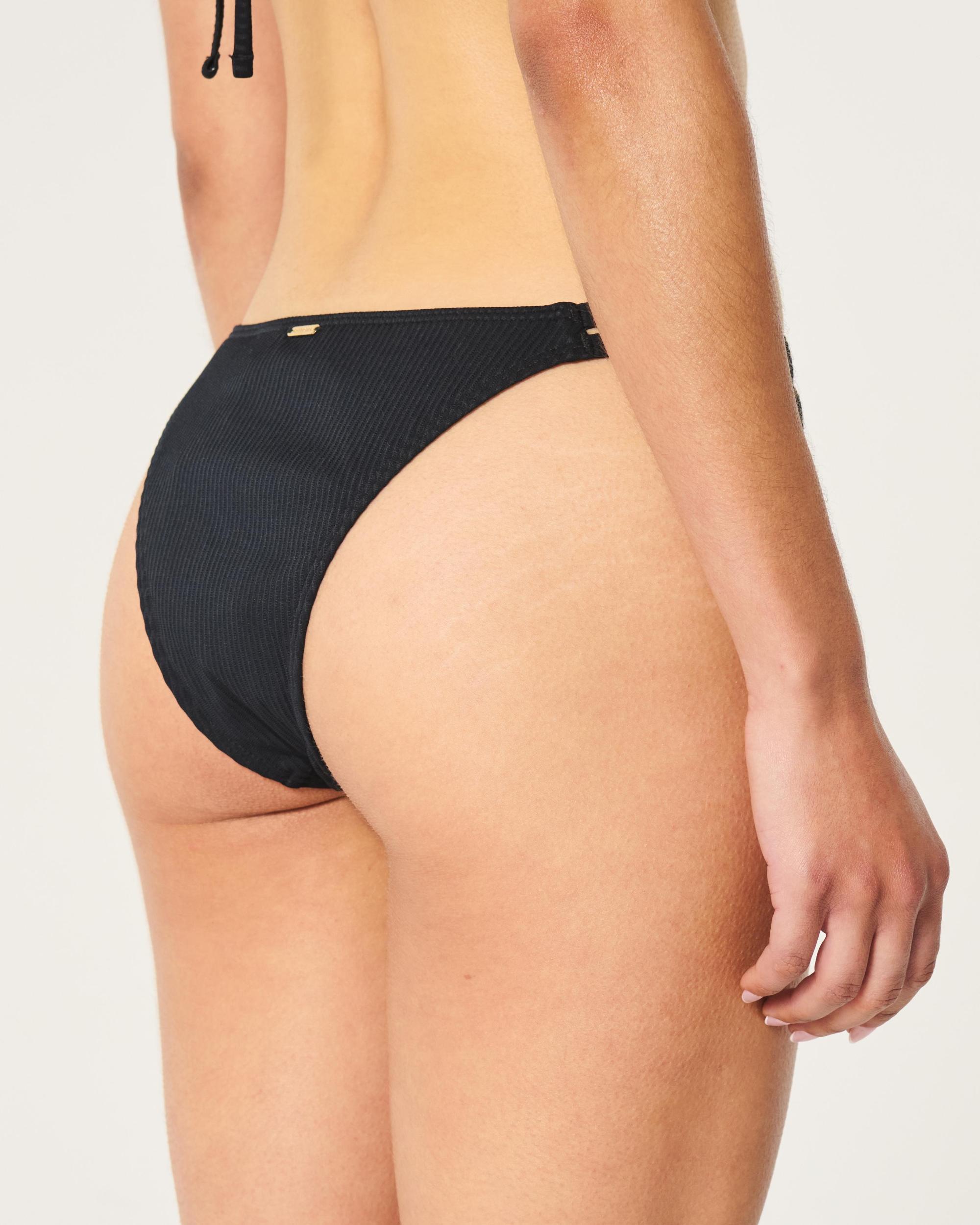 Clothing for Women & Men | Teen Clothing | Hollister Co. Product Image