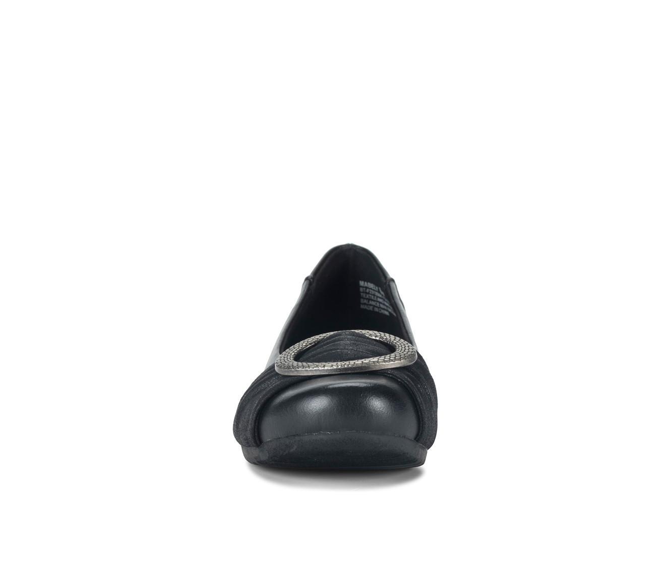Women's Baretraps Mabley Flats Product Image