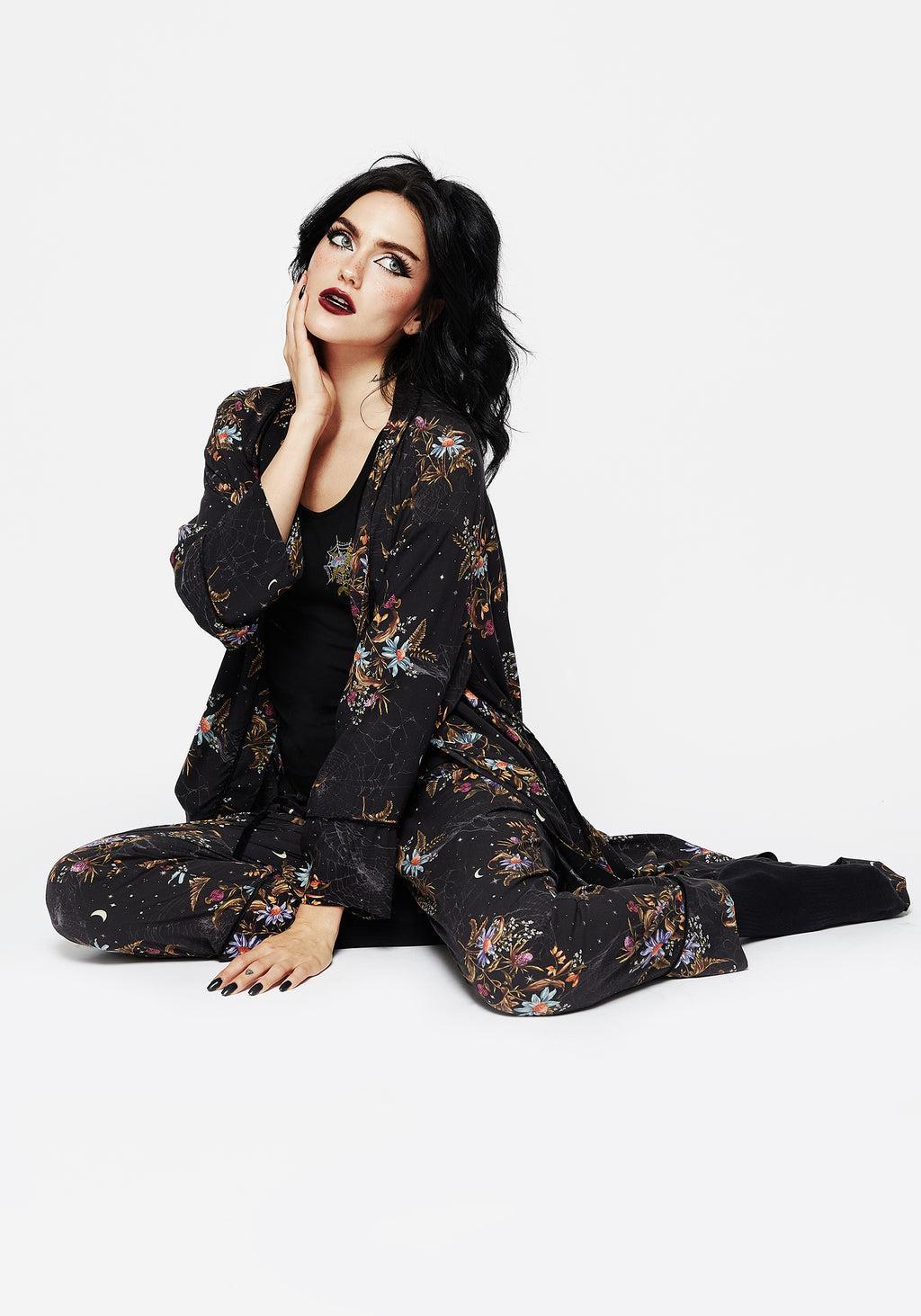 Cleome Floral Spiderweb Dressing Gown Product Image