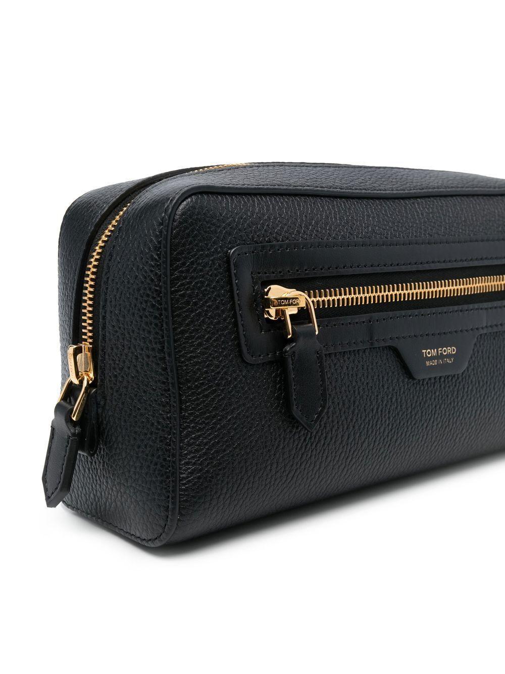 grained-leather logo-stamp wash bag Product Image