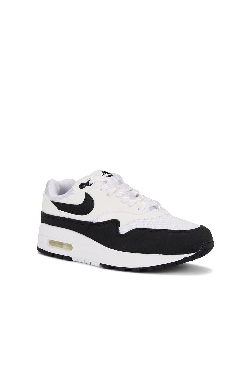 Air Max 1 Sneaker Product Image
