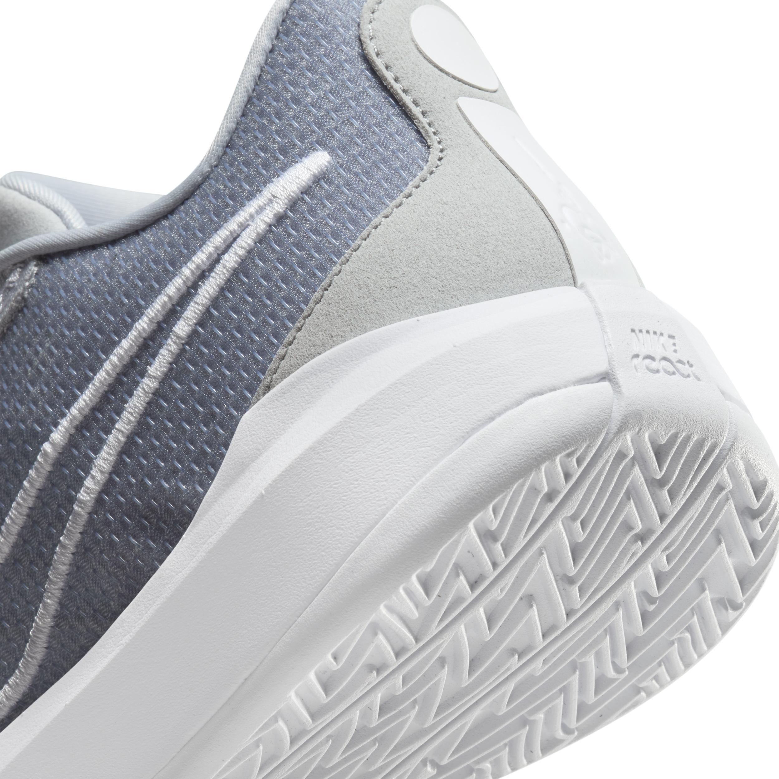 Sabrina 1 Basketball Shoes Product Image