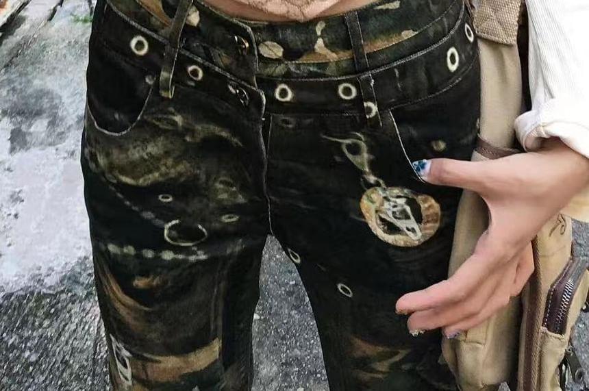 Low Waist Print Washed Bootcut Jeans Product Image