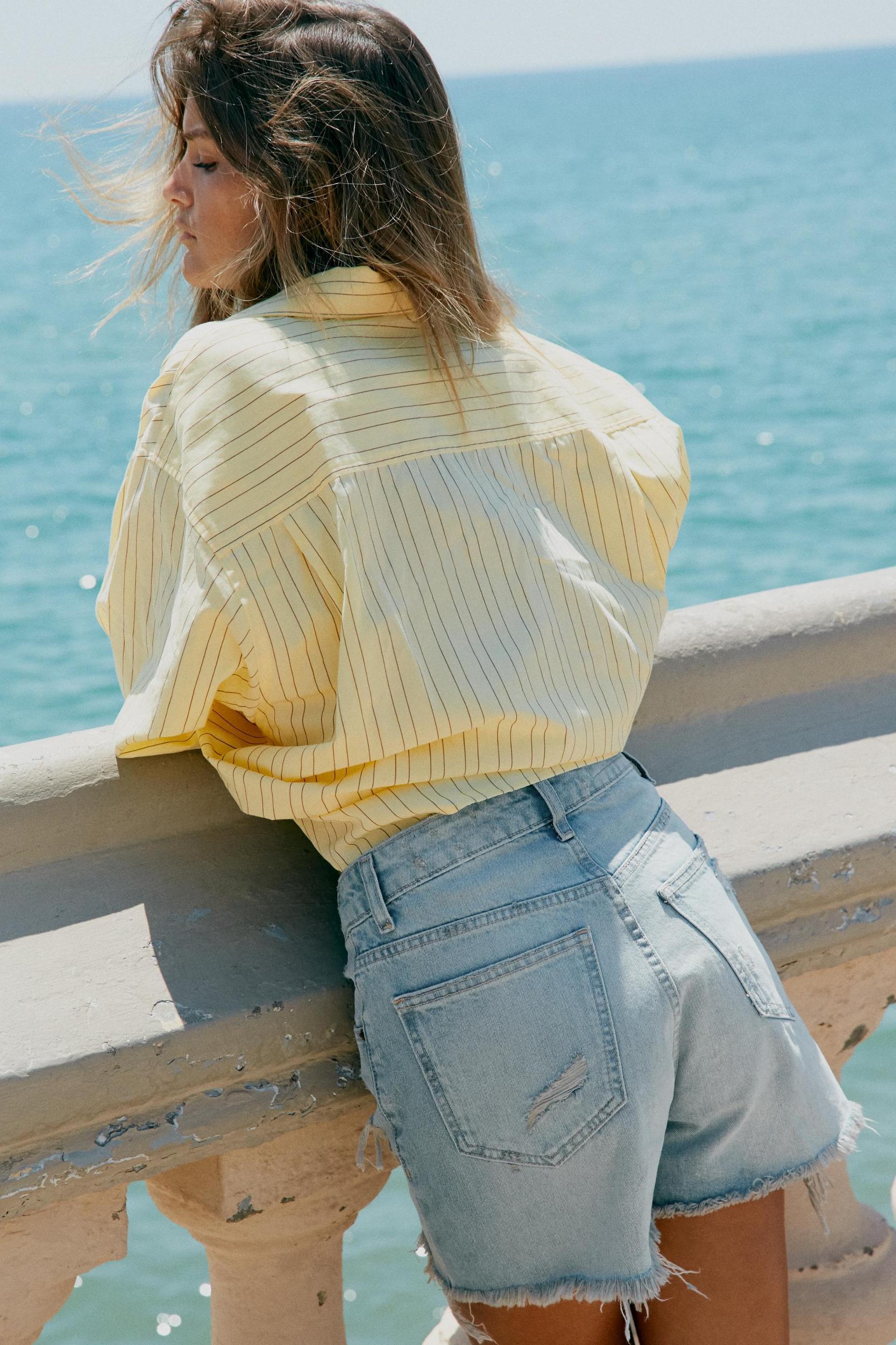 STRIPED OVERSIZED POPLIN SHIRT Product Image