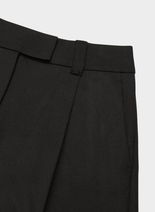 lara pant Product Image