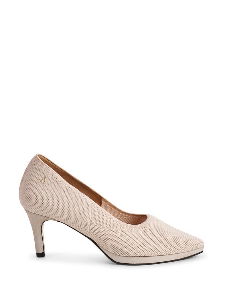 Stinaa. j Womens Felicia Orthopedic Expandable Pumps Product Image