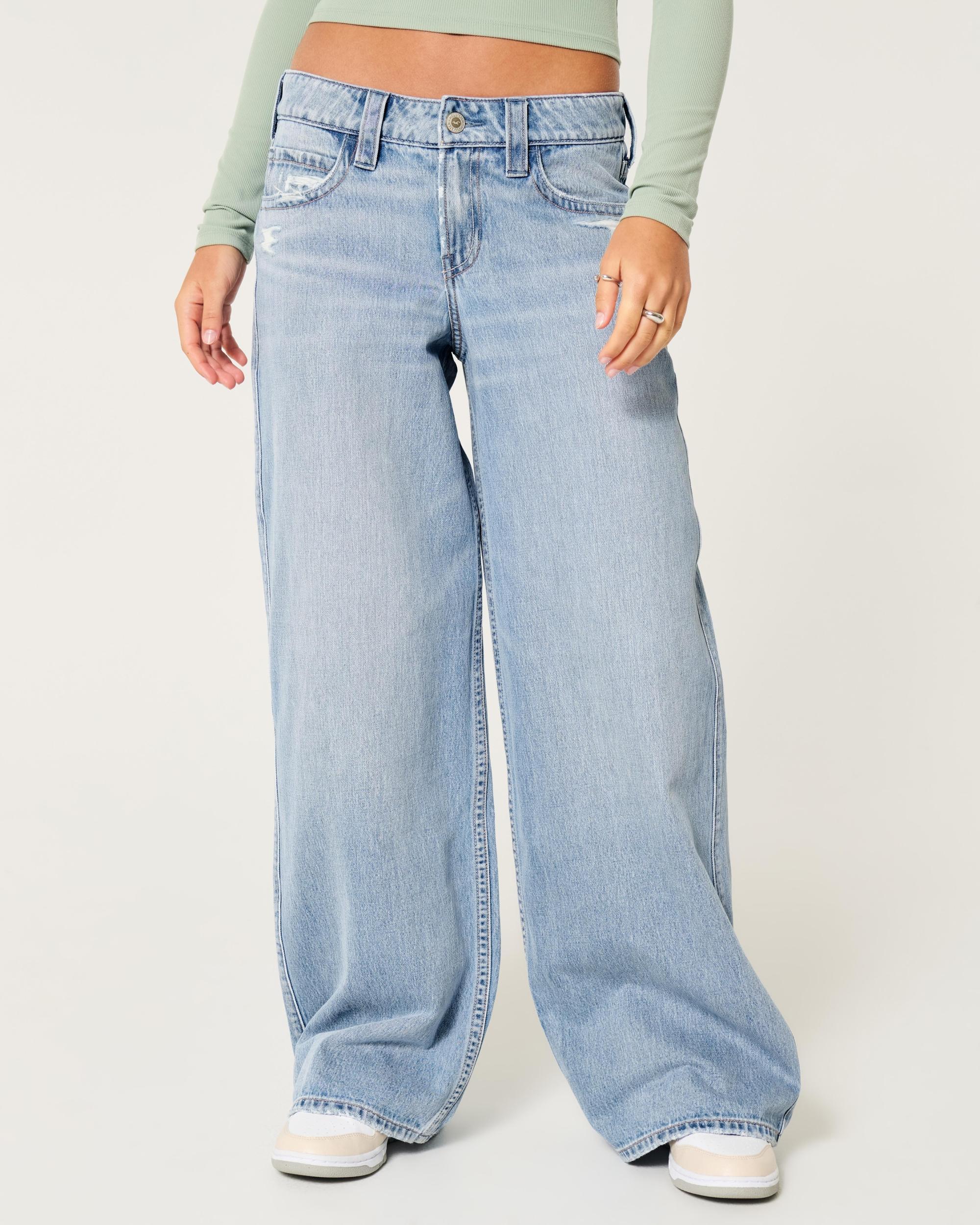 Low-Rise Medium Wash Super Baggy Jeans Product Image