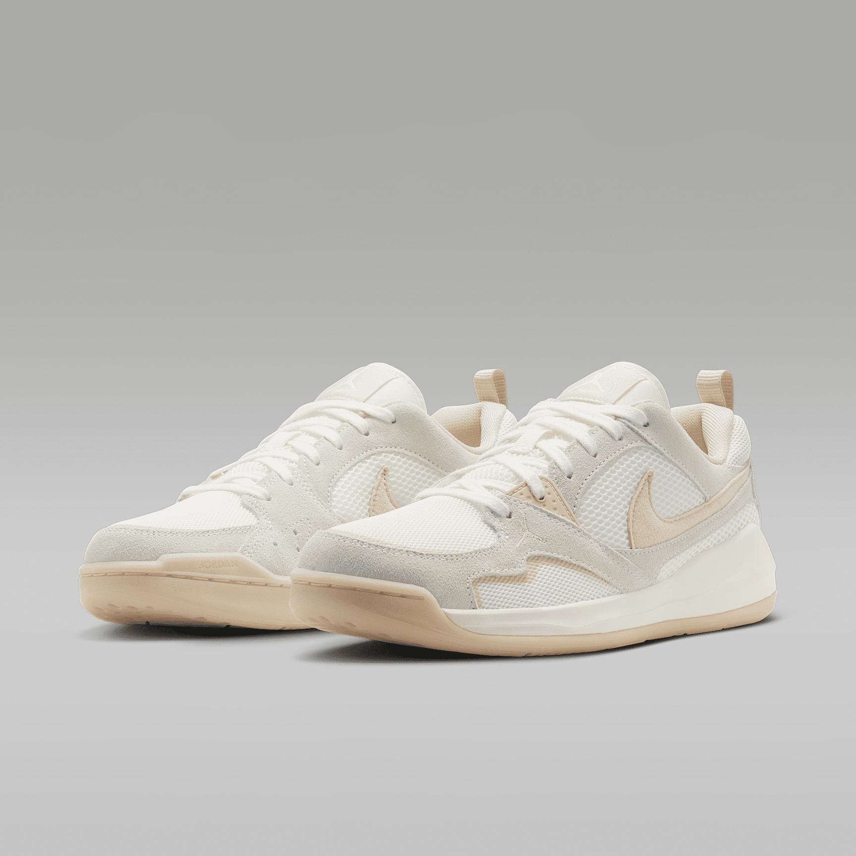Women's Jordan CMFT Era Shoes Product Image