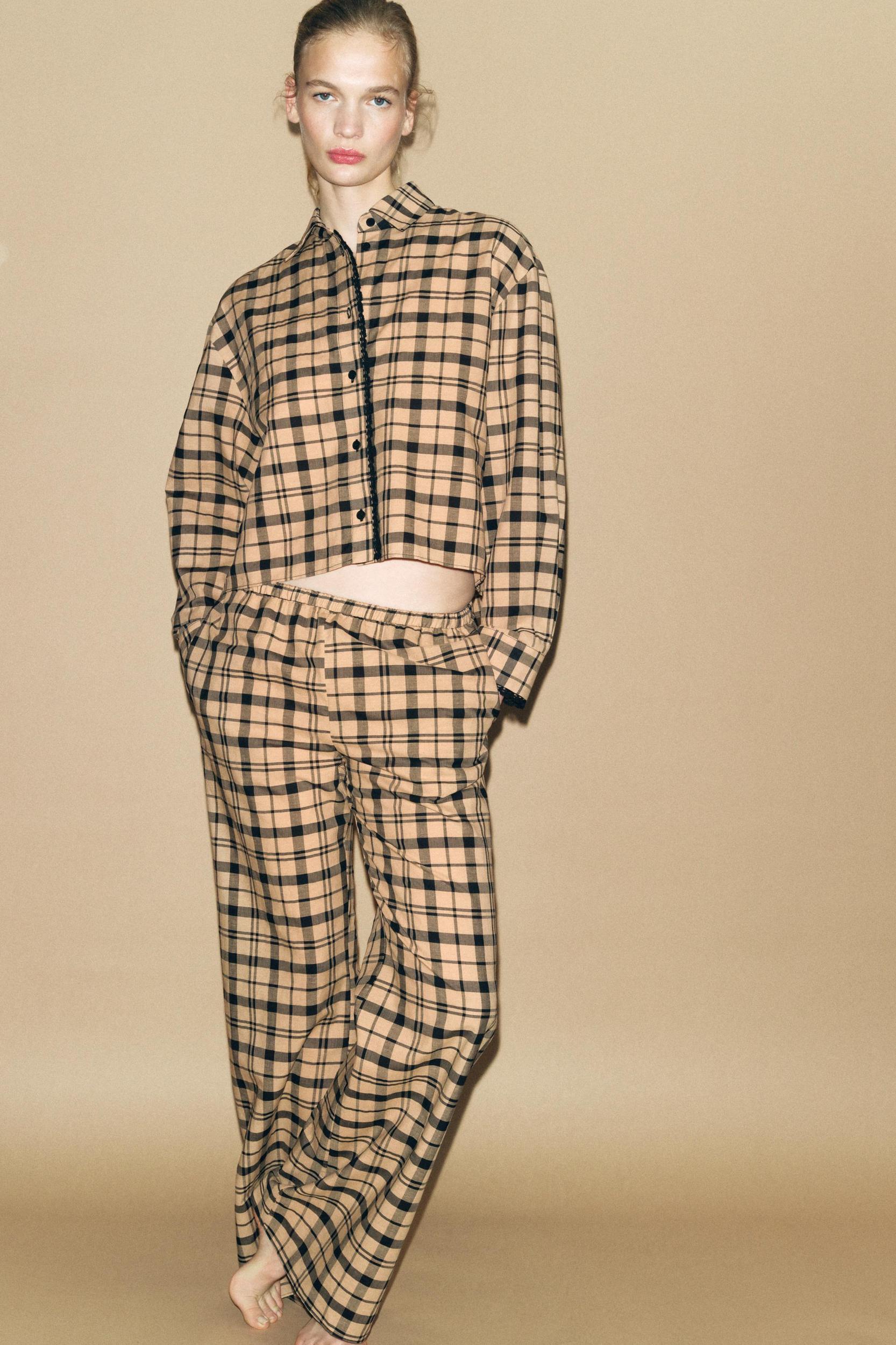 CHECKERED PAJAMA PANTS Product Image