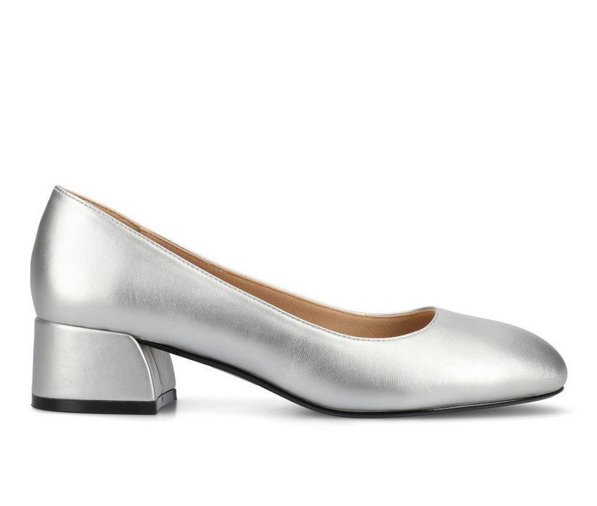 Women's Journee Collection SaarII Pumps Product Image