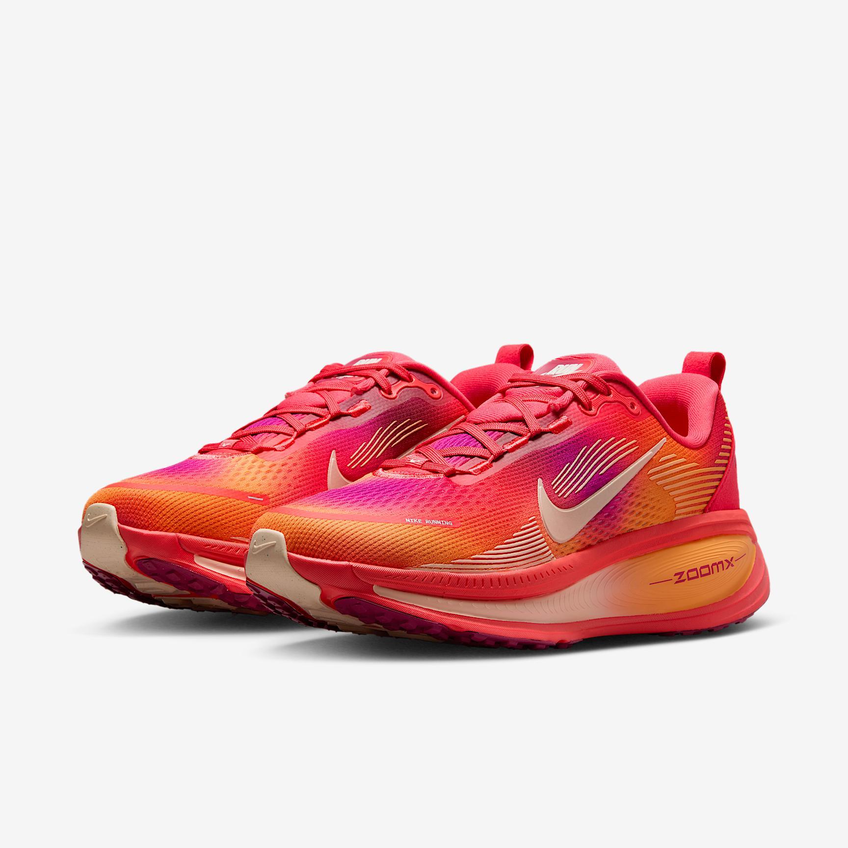 Nike Vomero 18 SE Women's Road Running Shoes Product Image