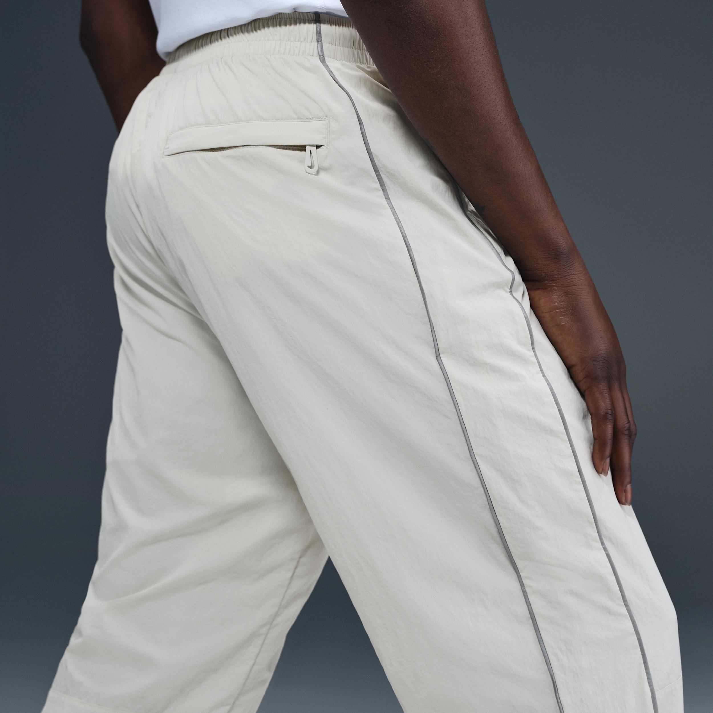 Nike Solo Swoosh Men's Track Pants Product Image