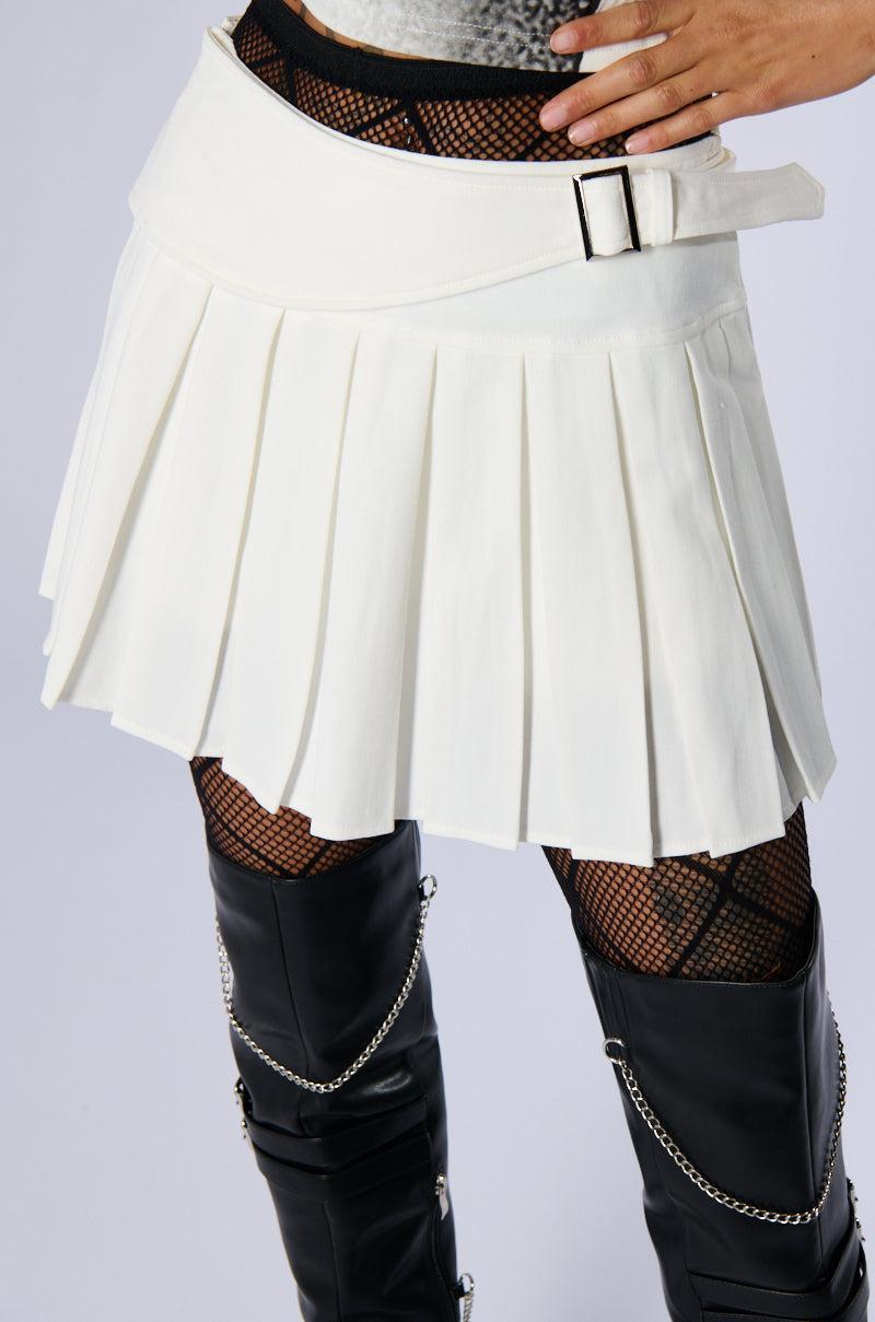 SHAKE IT UP PLEATED MINI SKIRT Product Image