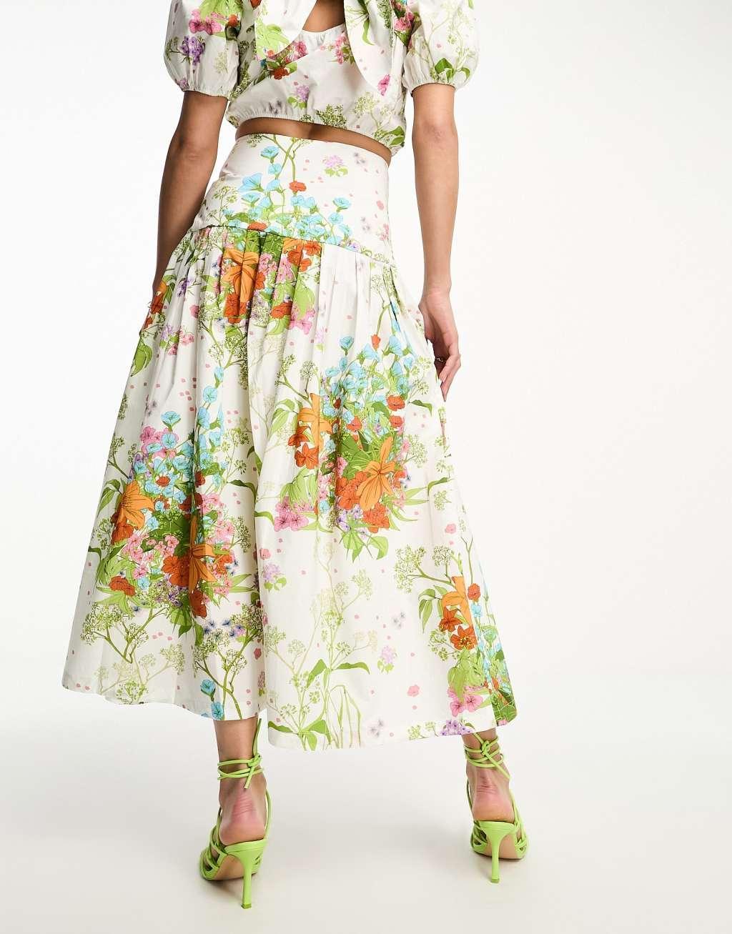 & Other Stories volume maxi skirt Product Image