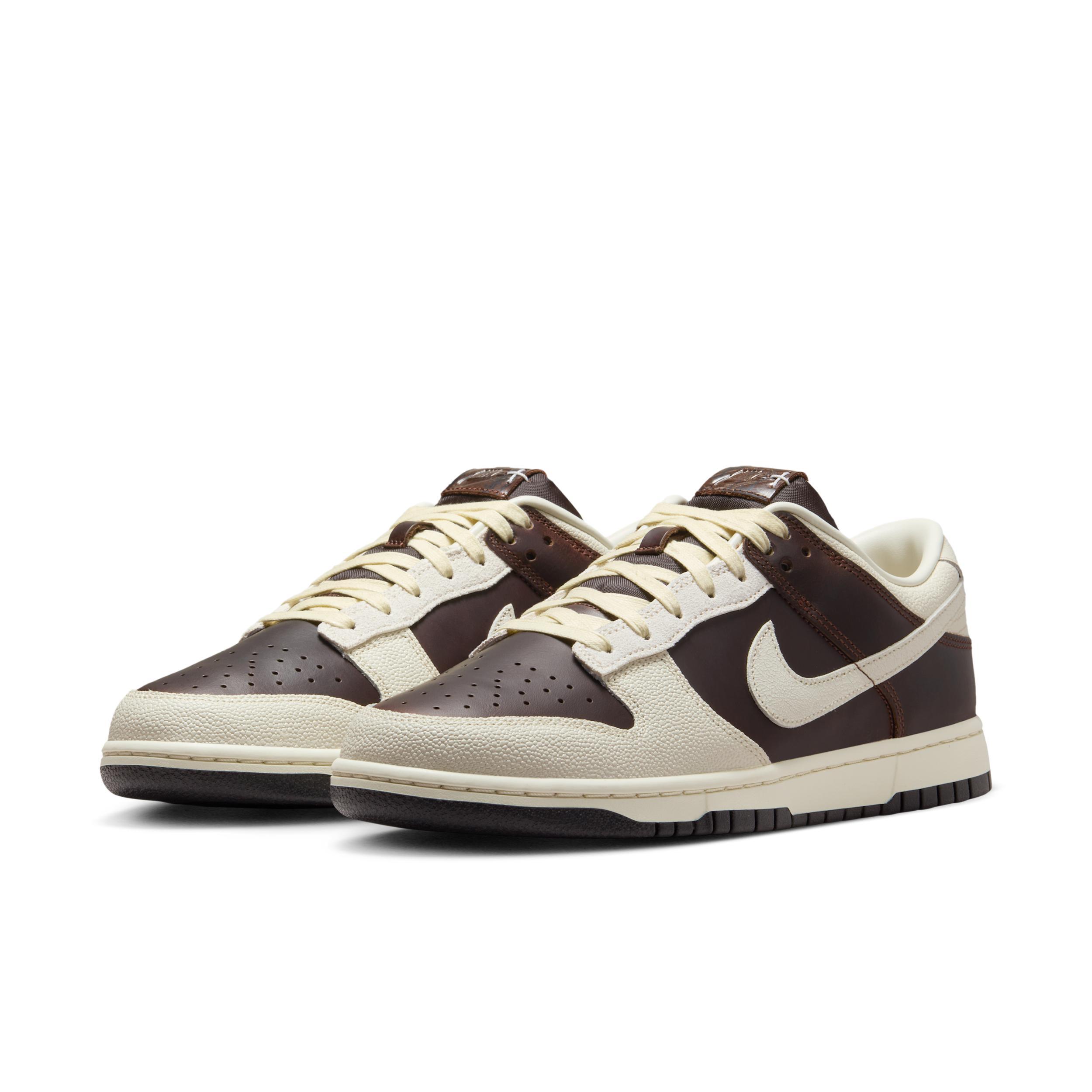 Nike Men's Dunk Low Retro Shoes Product Image