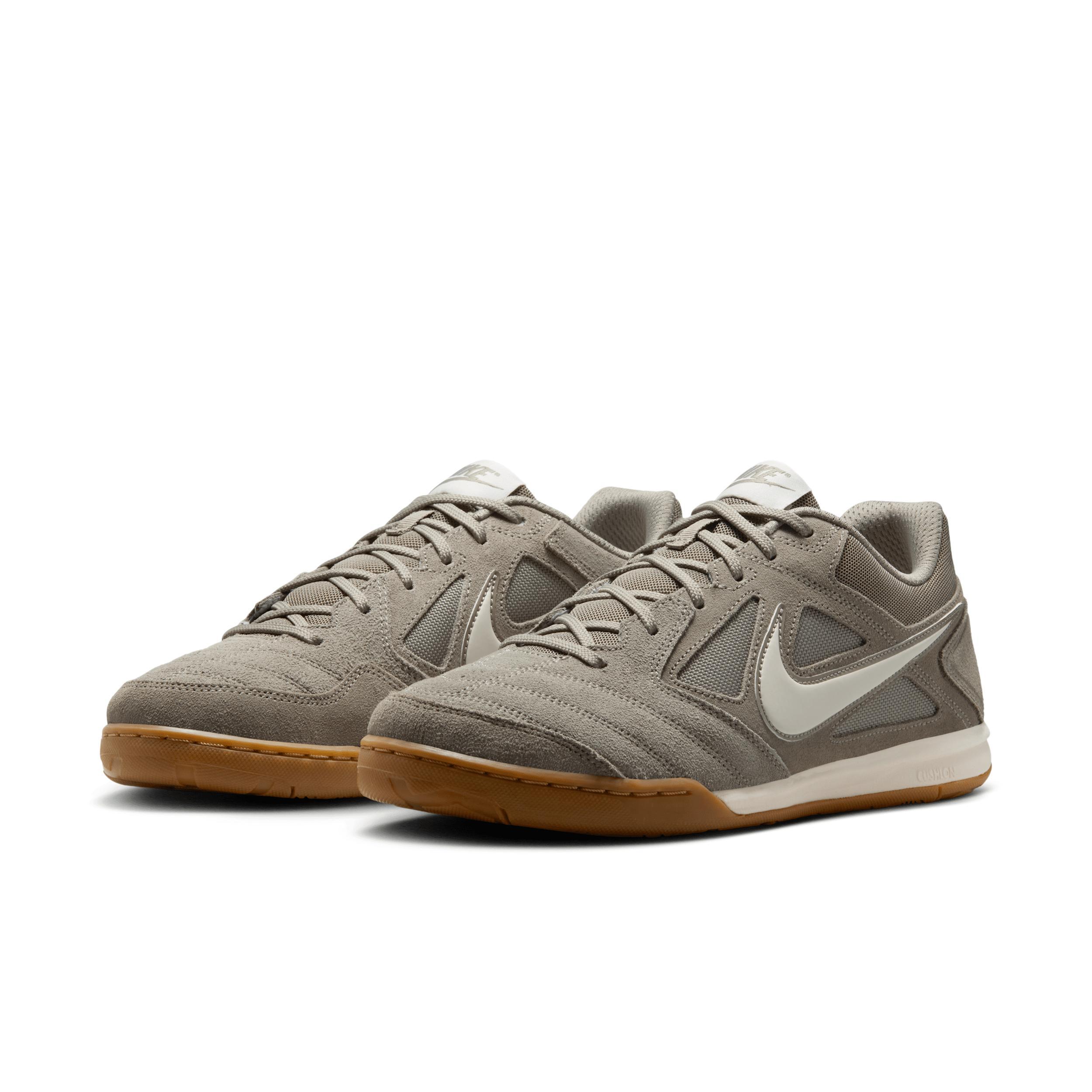 Nike Men's Gato Shoes Product Image