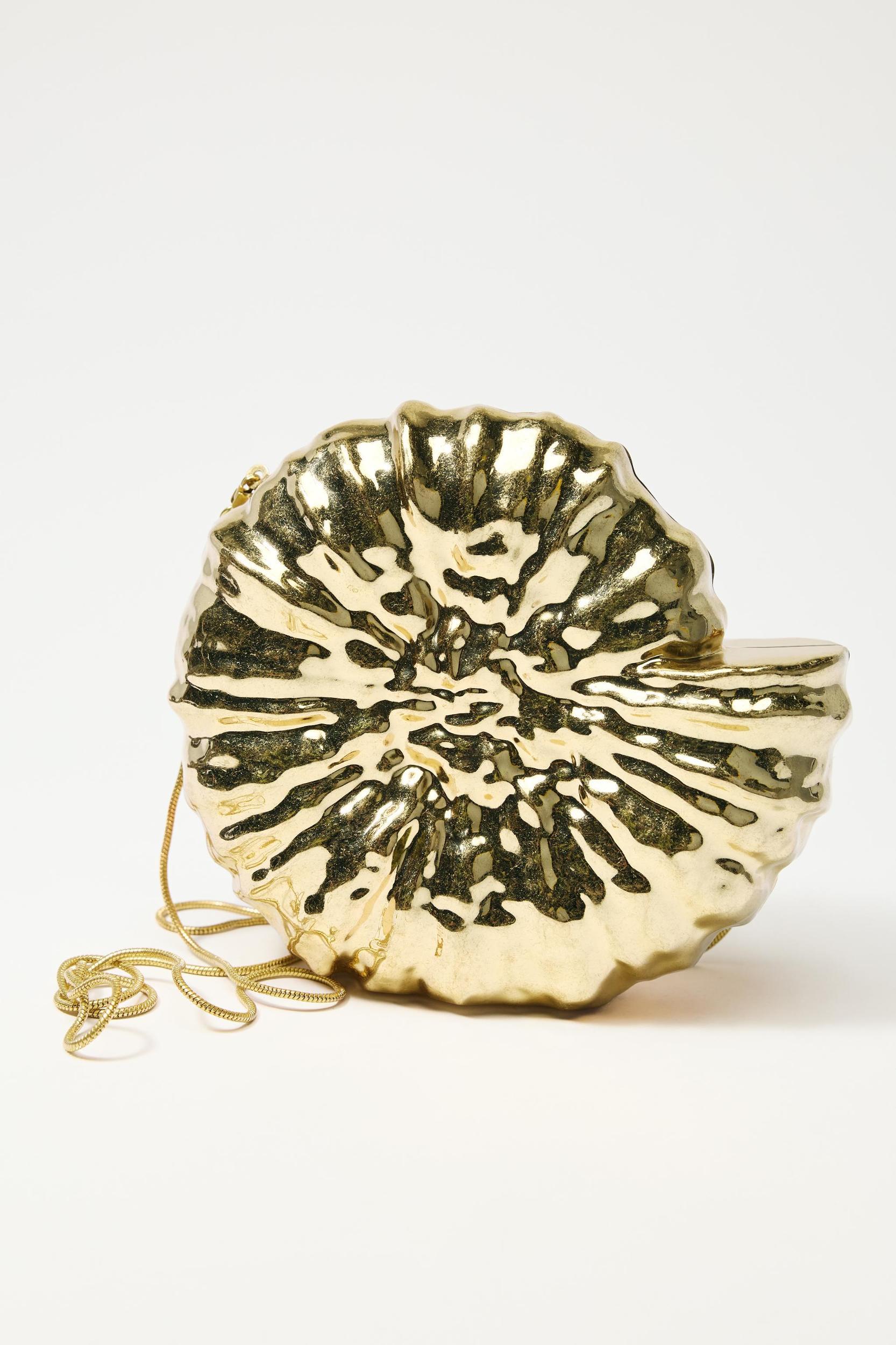 METALLIC SHELL CLUTCH Product Image
