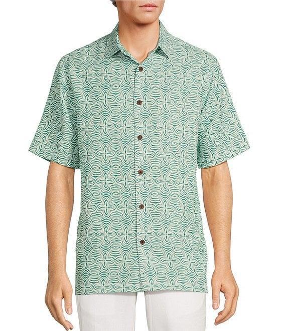 Caribbean Big & Tall Batik Print Short Sleeve Woven Shirt Product Image