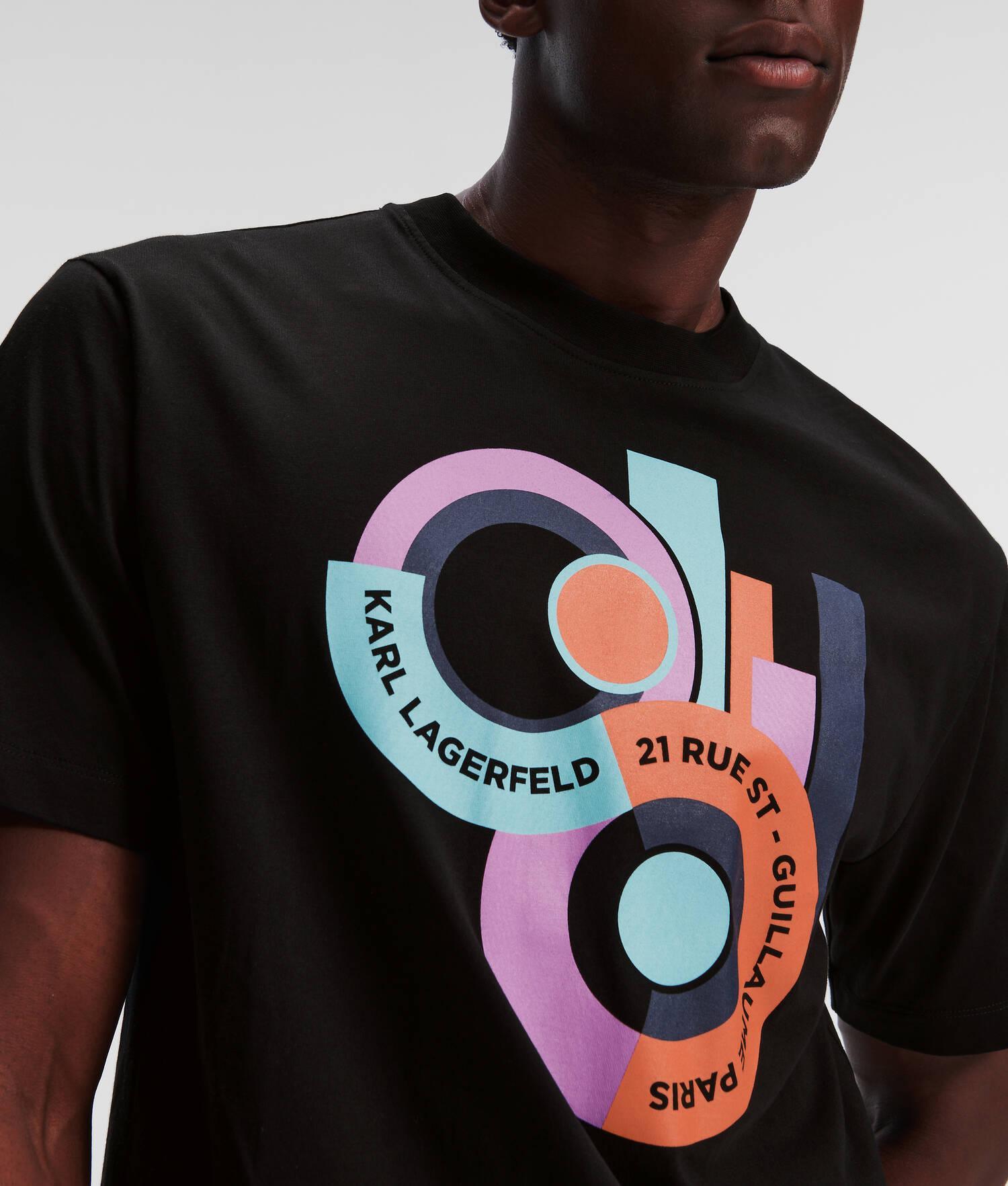 GRAPHIC T-SHIRT Product Image