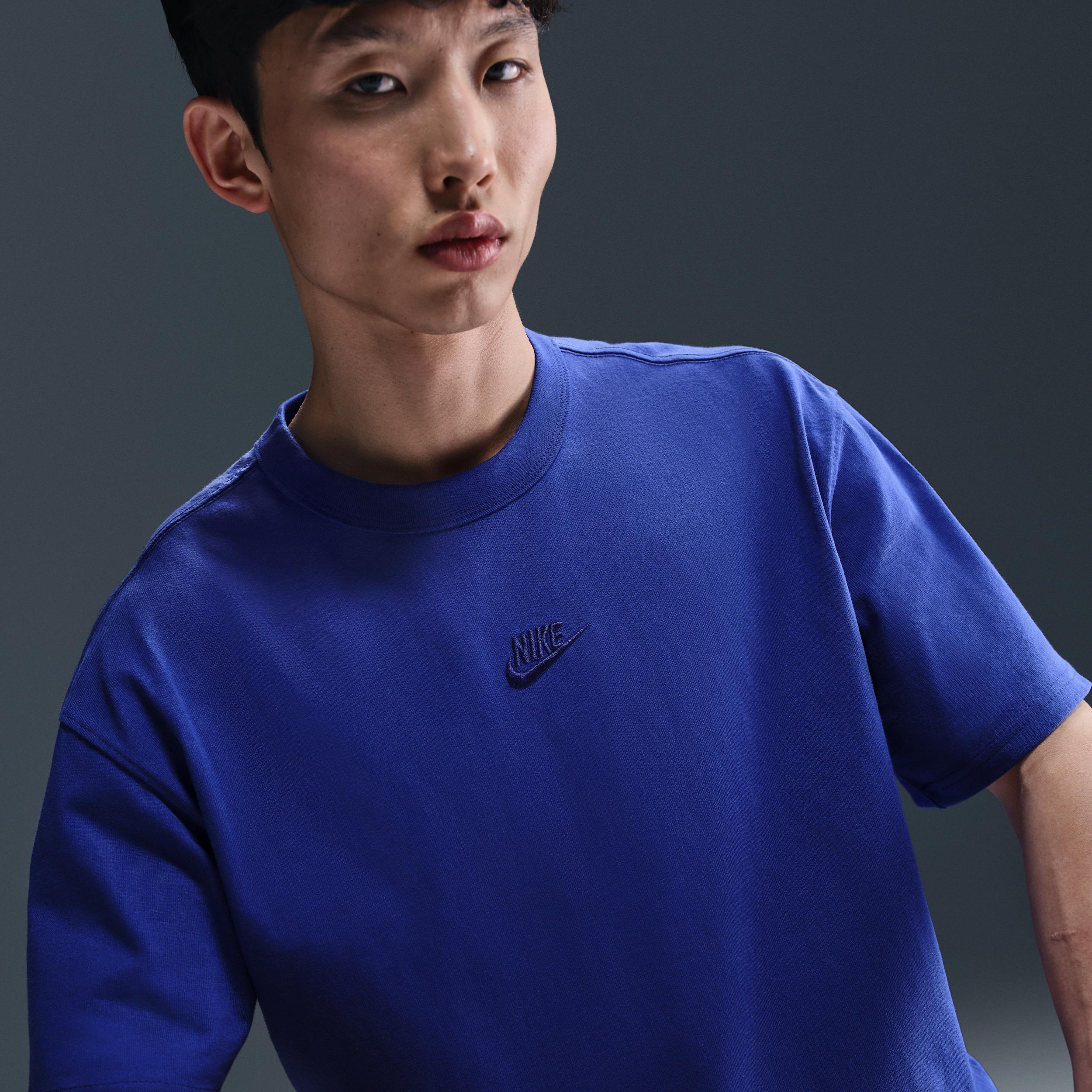 Men's Nike Sportswear Premium Essentials T-Shirt Product Image