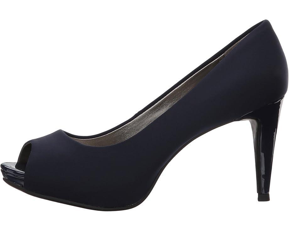 Women's Bandolino Rainaa Product Image