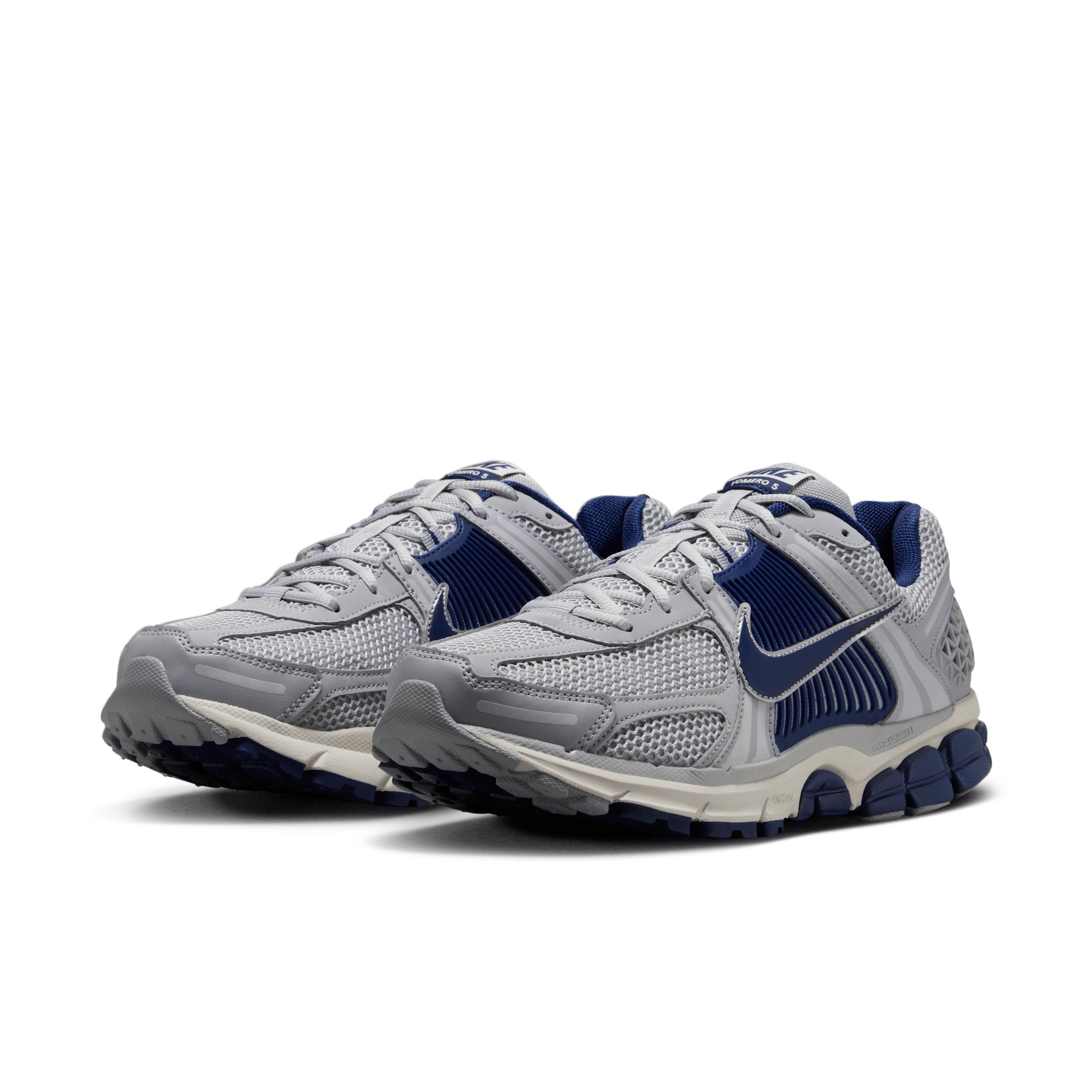 Nike Zoom Vomero 5 Men's Shoes Product Image