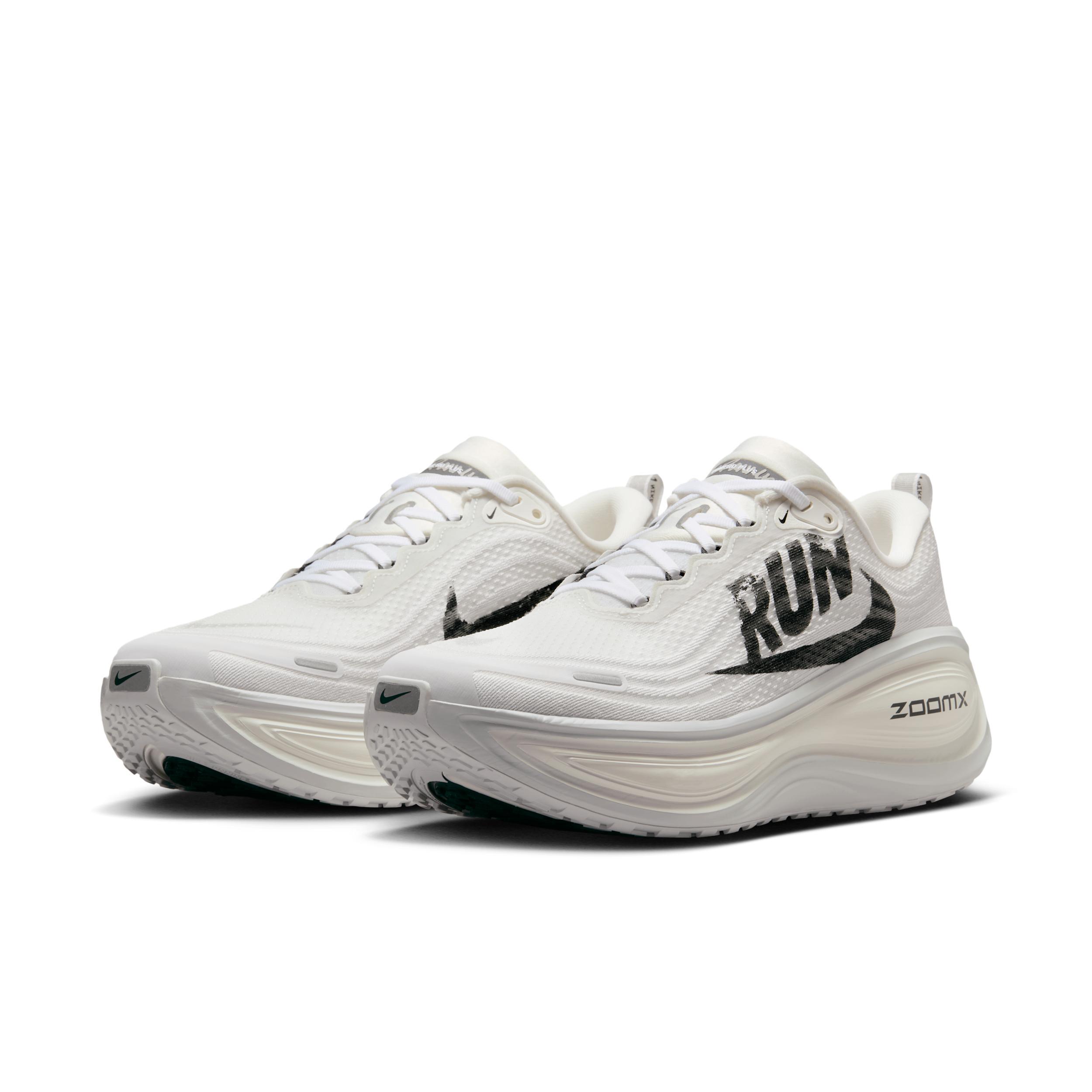 Nike Men's Vomero Plus Road Running Shoes Product Image