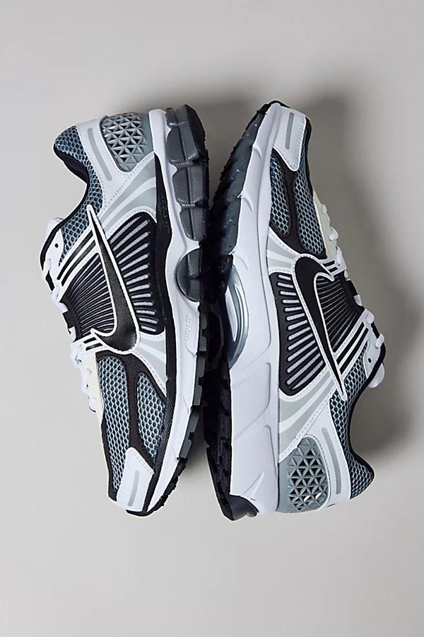 Nike Men's Zoom Vomero 5 SE SP Shoes Product Image