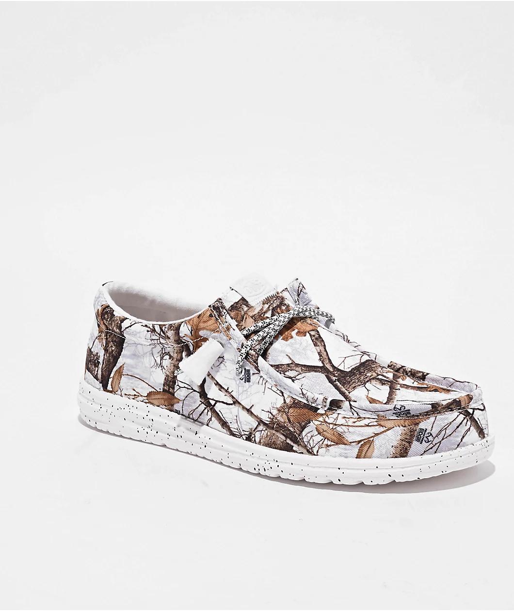 HEYDUDE x Realtree Edge Wally White Shoes Product Image