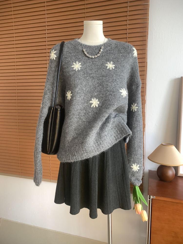 Crew Neck Floral Embroidered Sweater Product Image