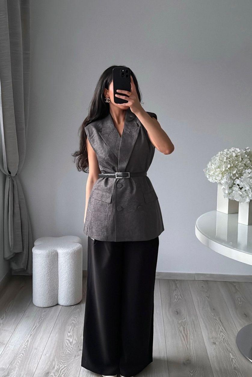 Sleeveless Oversized Vest Product Image
