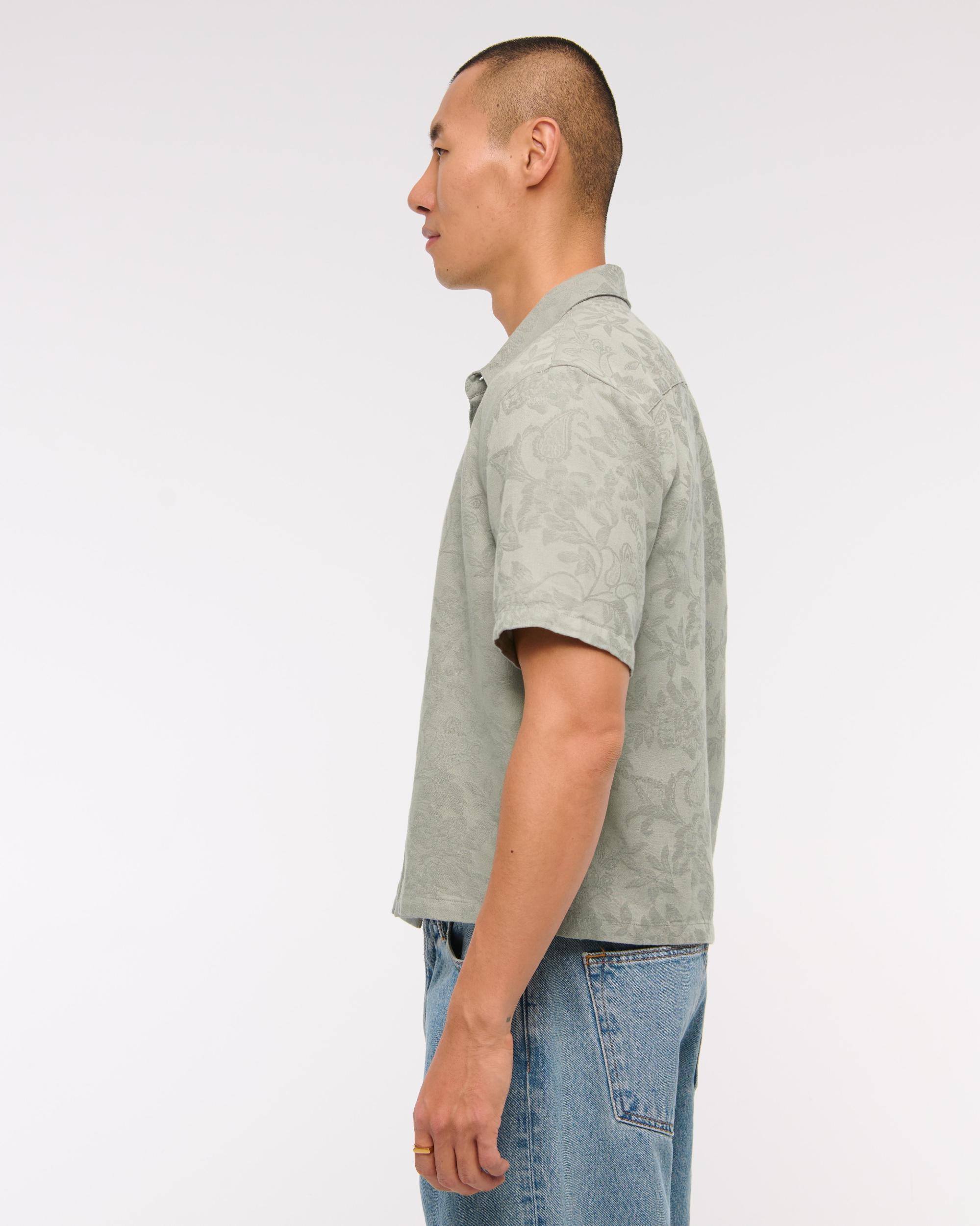 Short-Sleeve Cropped Jacquard Button-Up Shirt Product Image