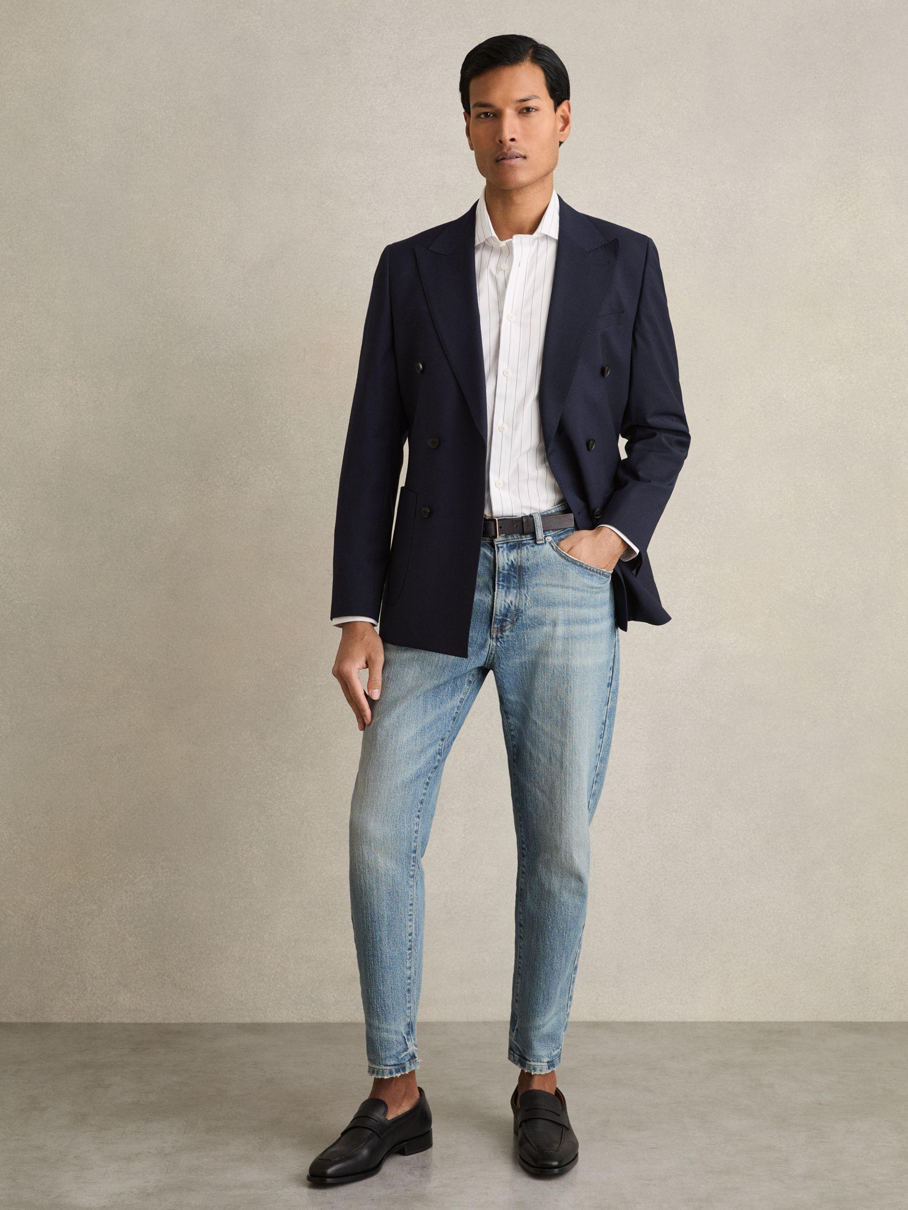 Cotton Cutaway-Collar Stripe Shirt in Blue/White Product Image