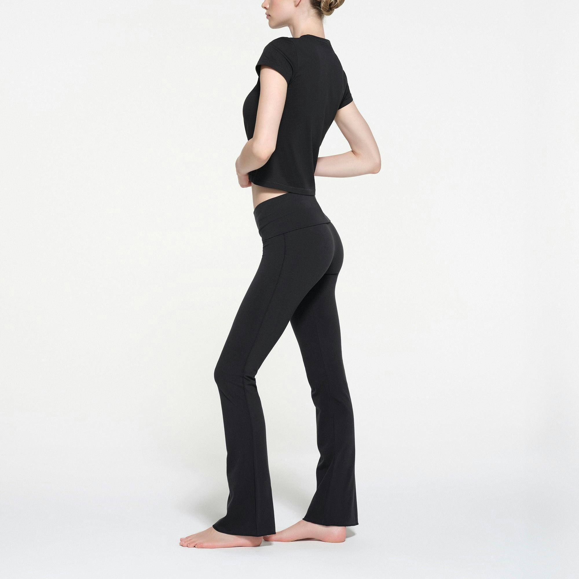 RELAXED TEES SHRUNKEN T-SHIRT | ONYX Product Image
