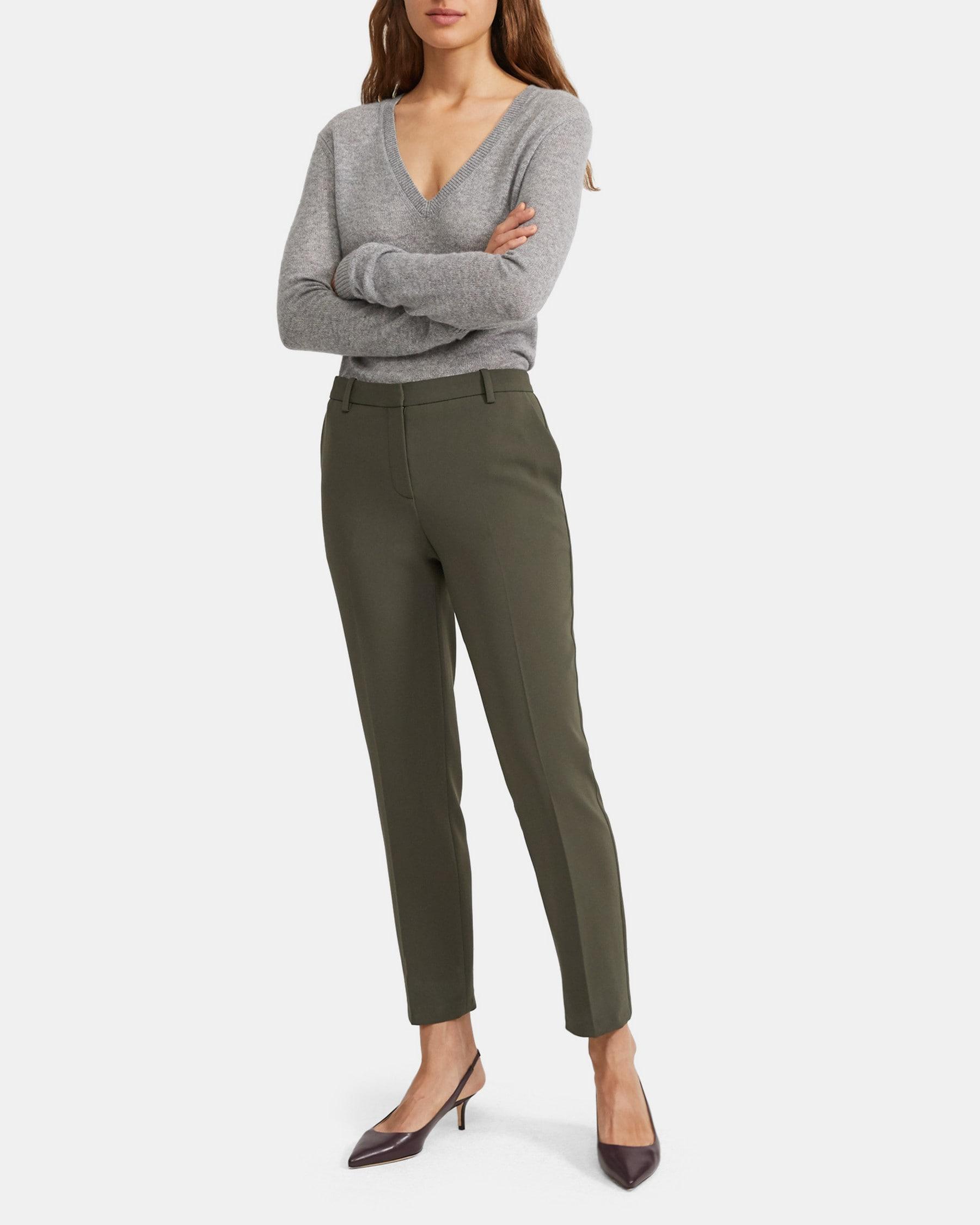 V-Neck Sweater in Feather Cashmere Product Image