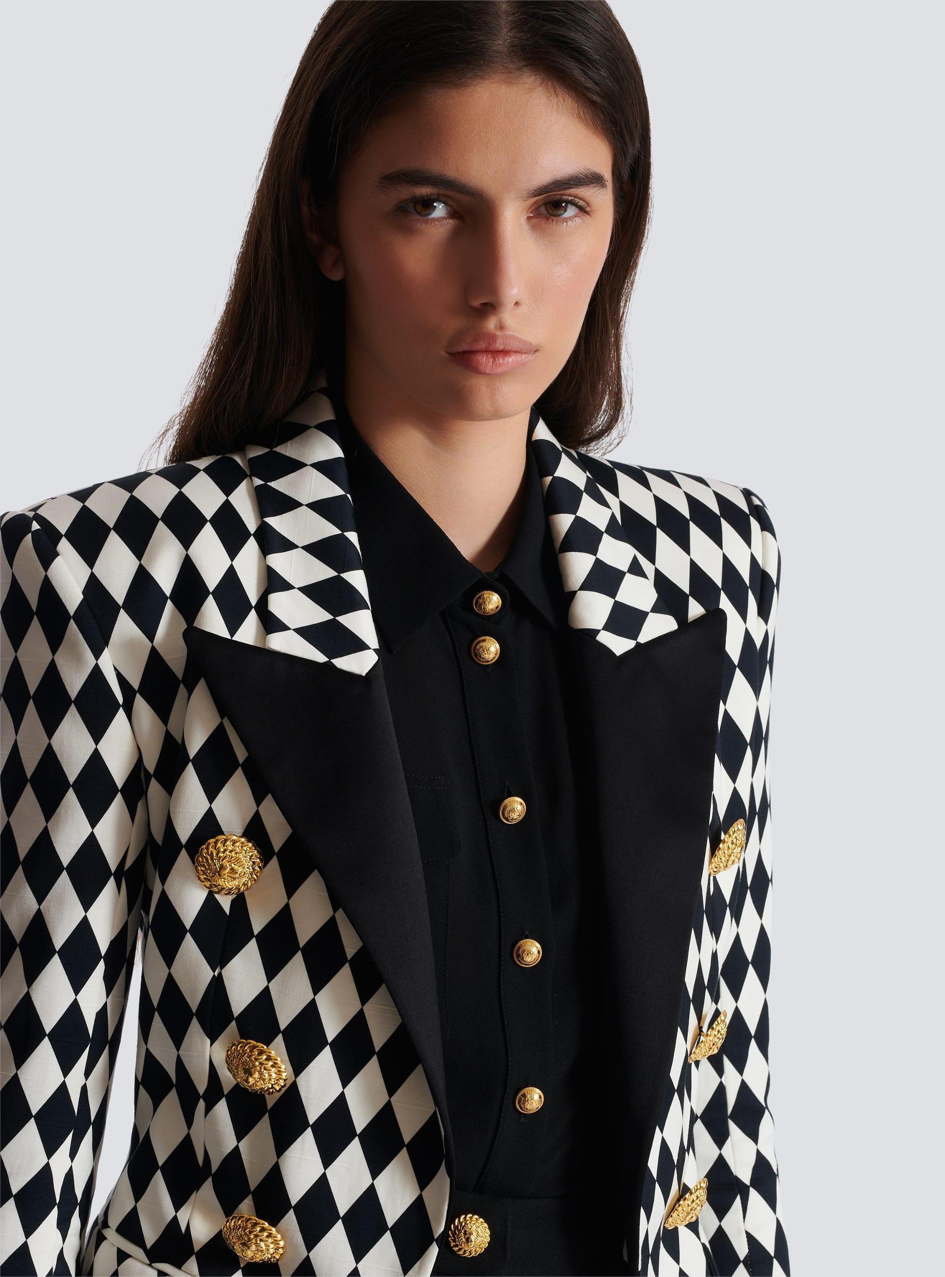 6-button Diamond crepe jacket Product Image