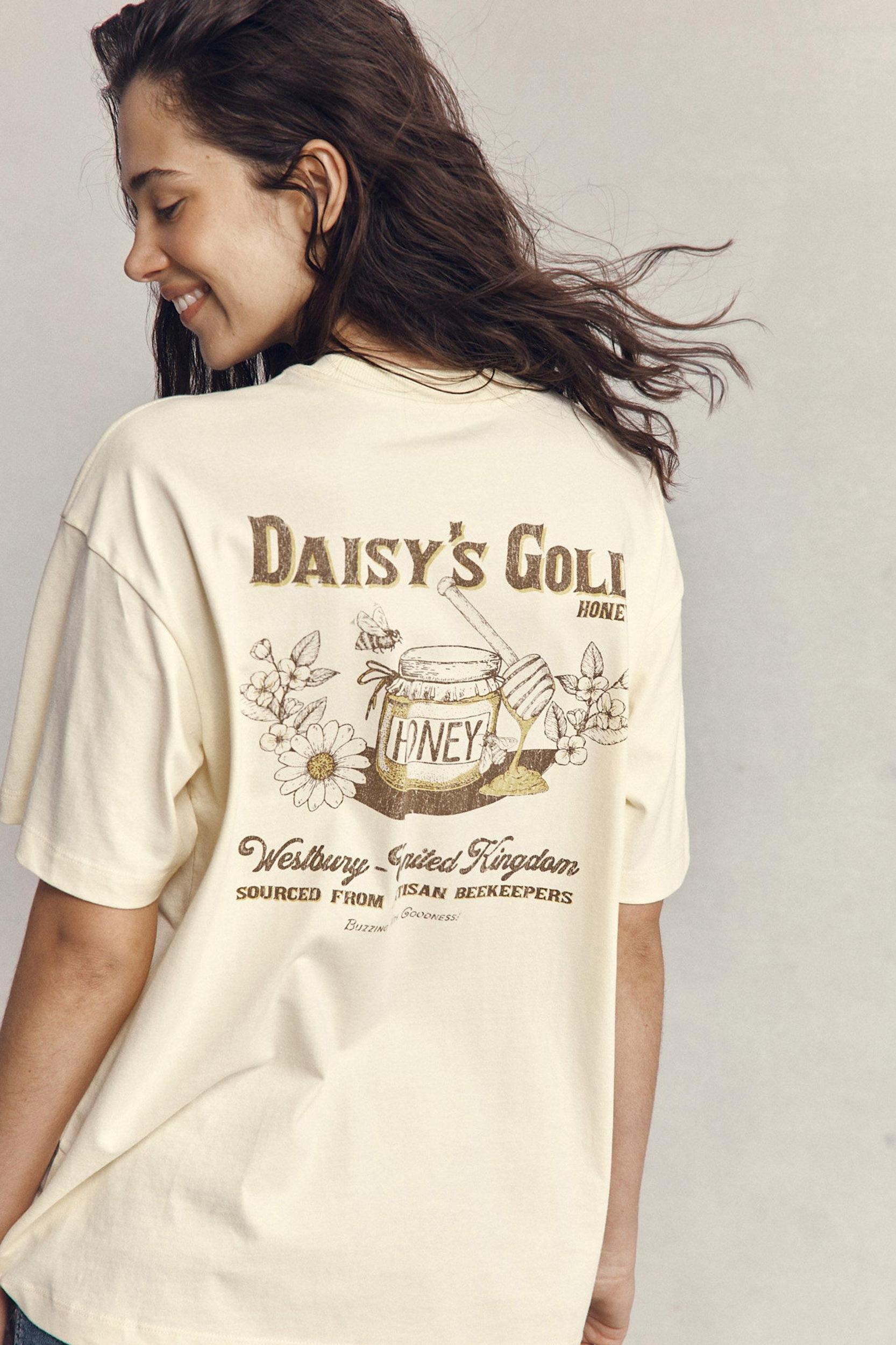 The Boxy Graphic Tee Product Image
