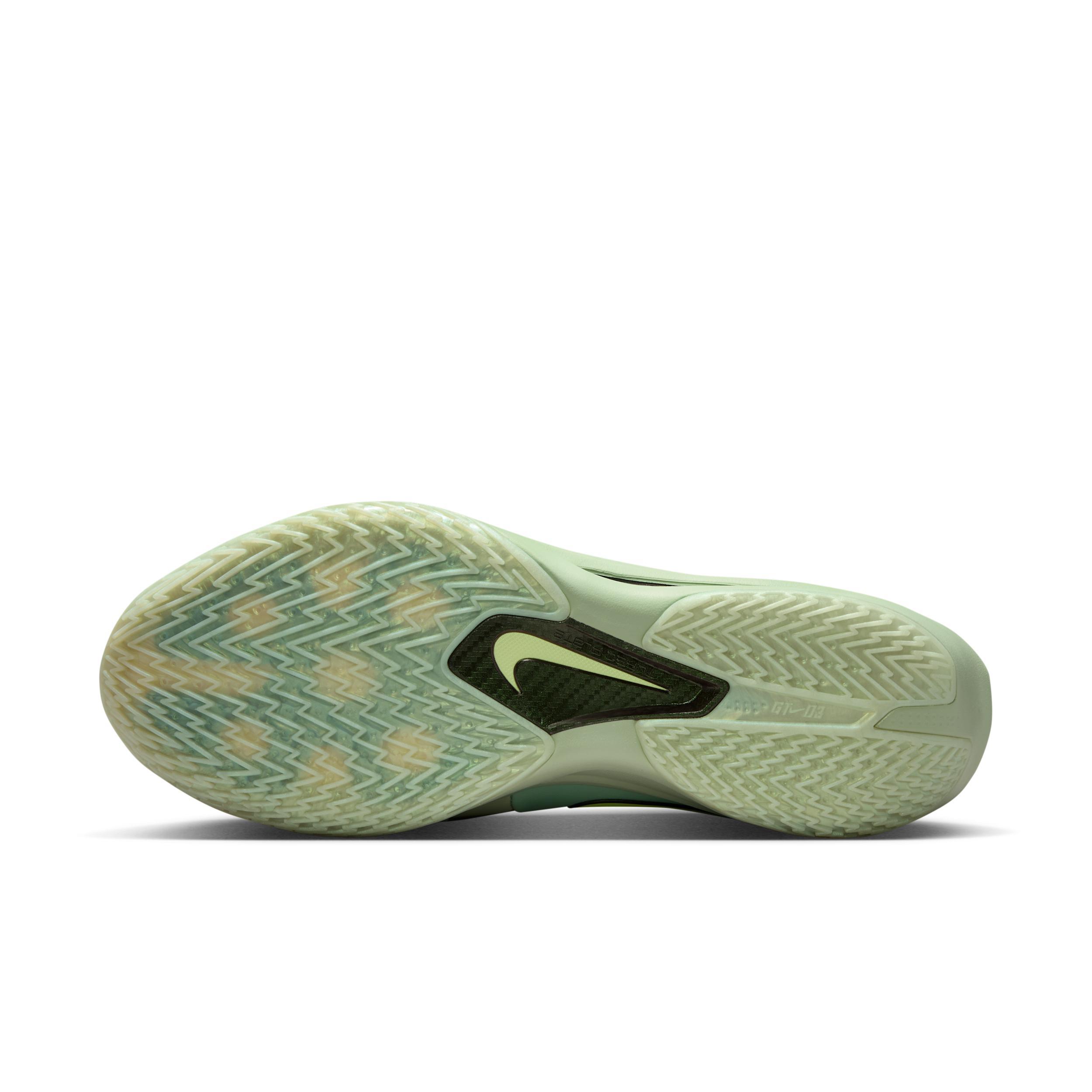 Nike Men's G.T. Cut 3 Turbo Basketball Shoes Product Image