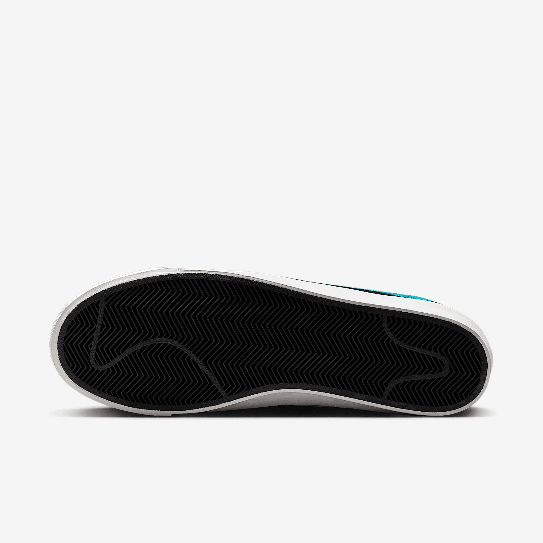 Men's Nike SB Blazer Low Pro GT Shoes Product Image