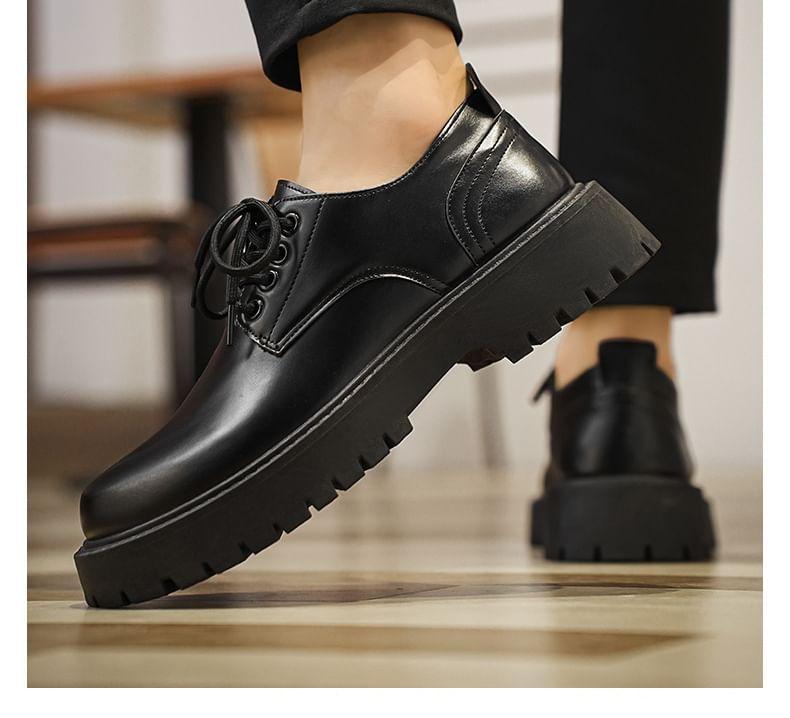 Faux Leather Plain Oxford Shoes Product Image