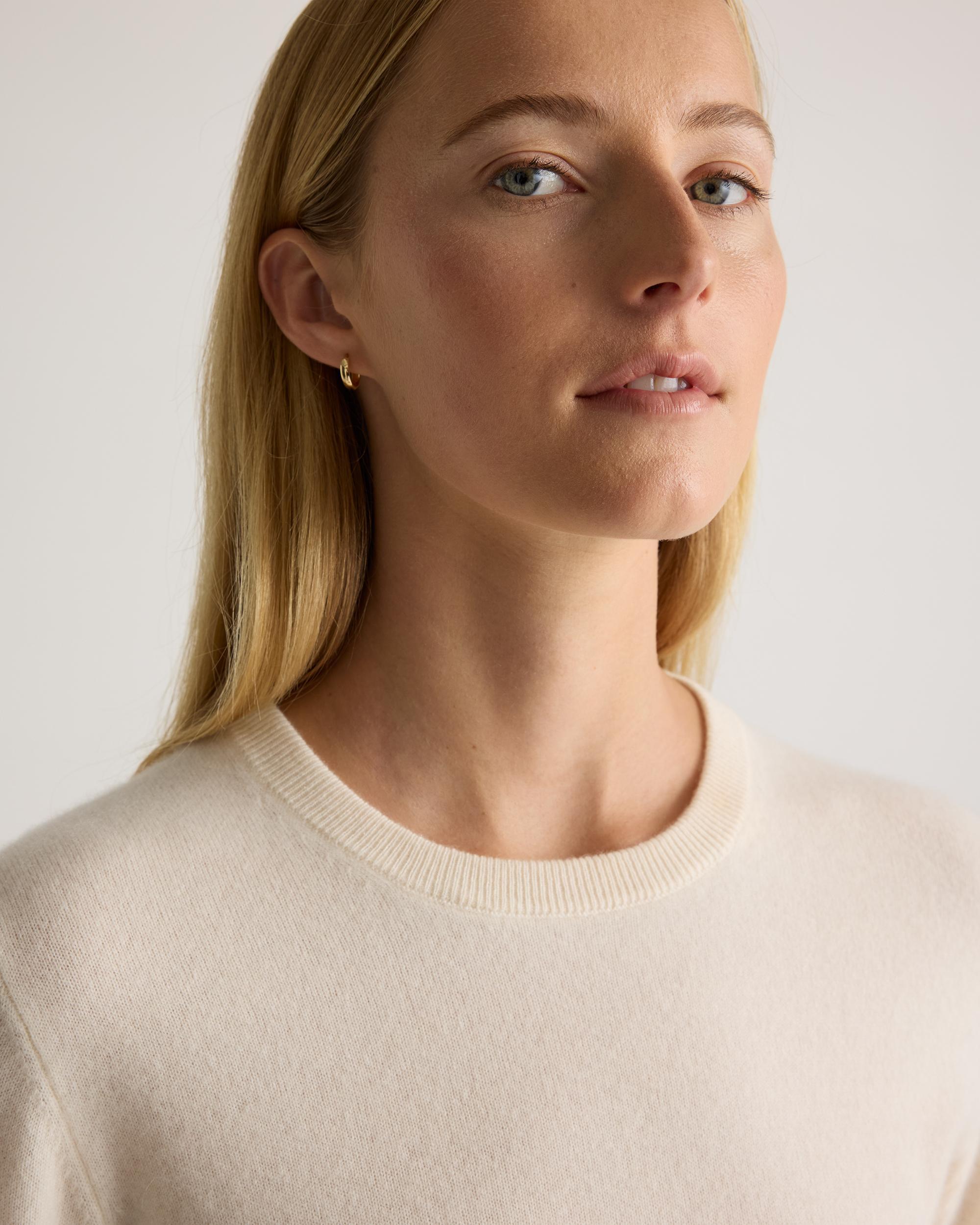 Women's Quince | The Classic Cashmere Crew | 100% Grade A Mongolian Cashmere - Size XS Product Image