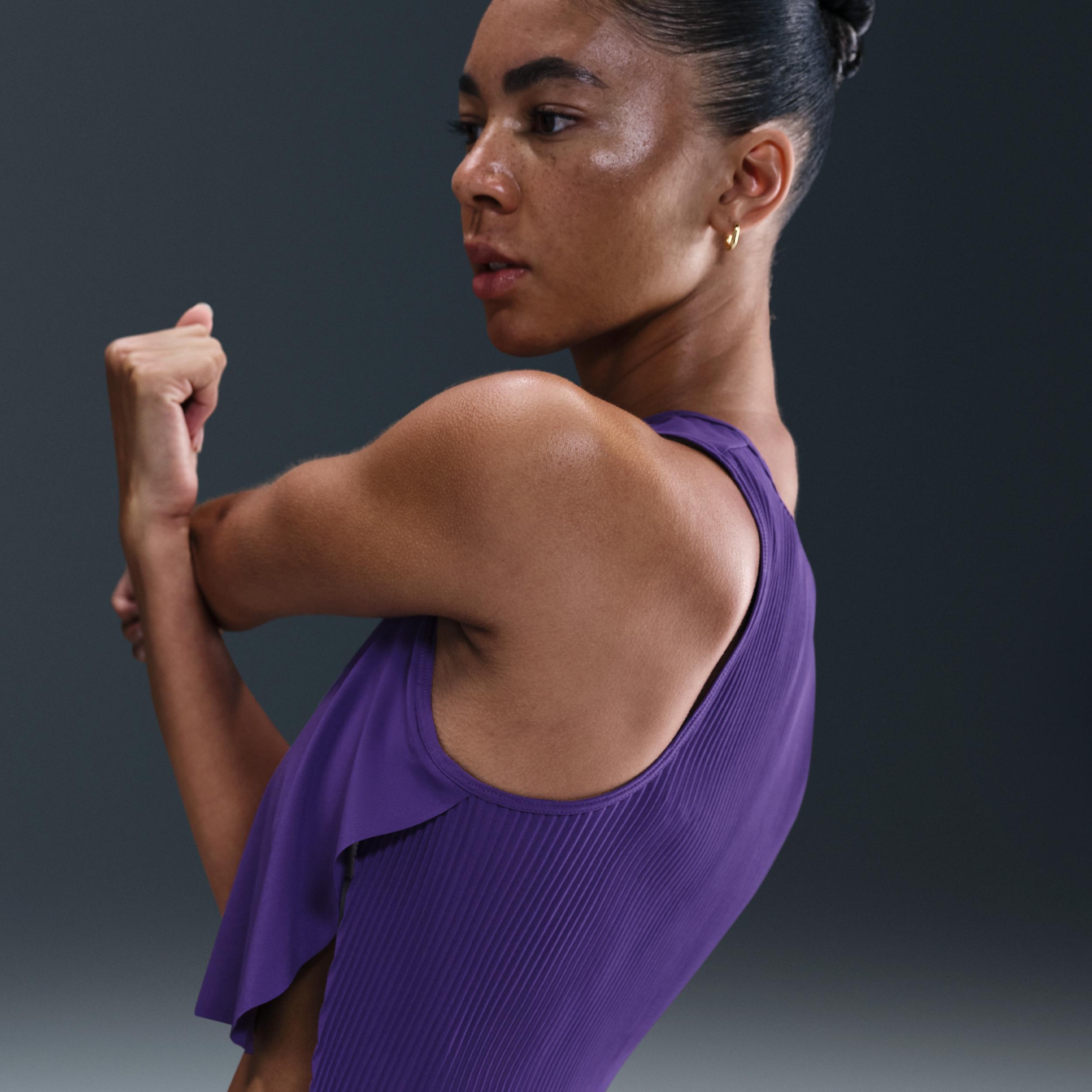 Nike Women's AeroSwift Dri-FIT ADV Cropped Running Tank Top Product Image