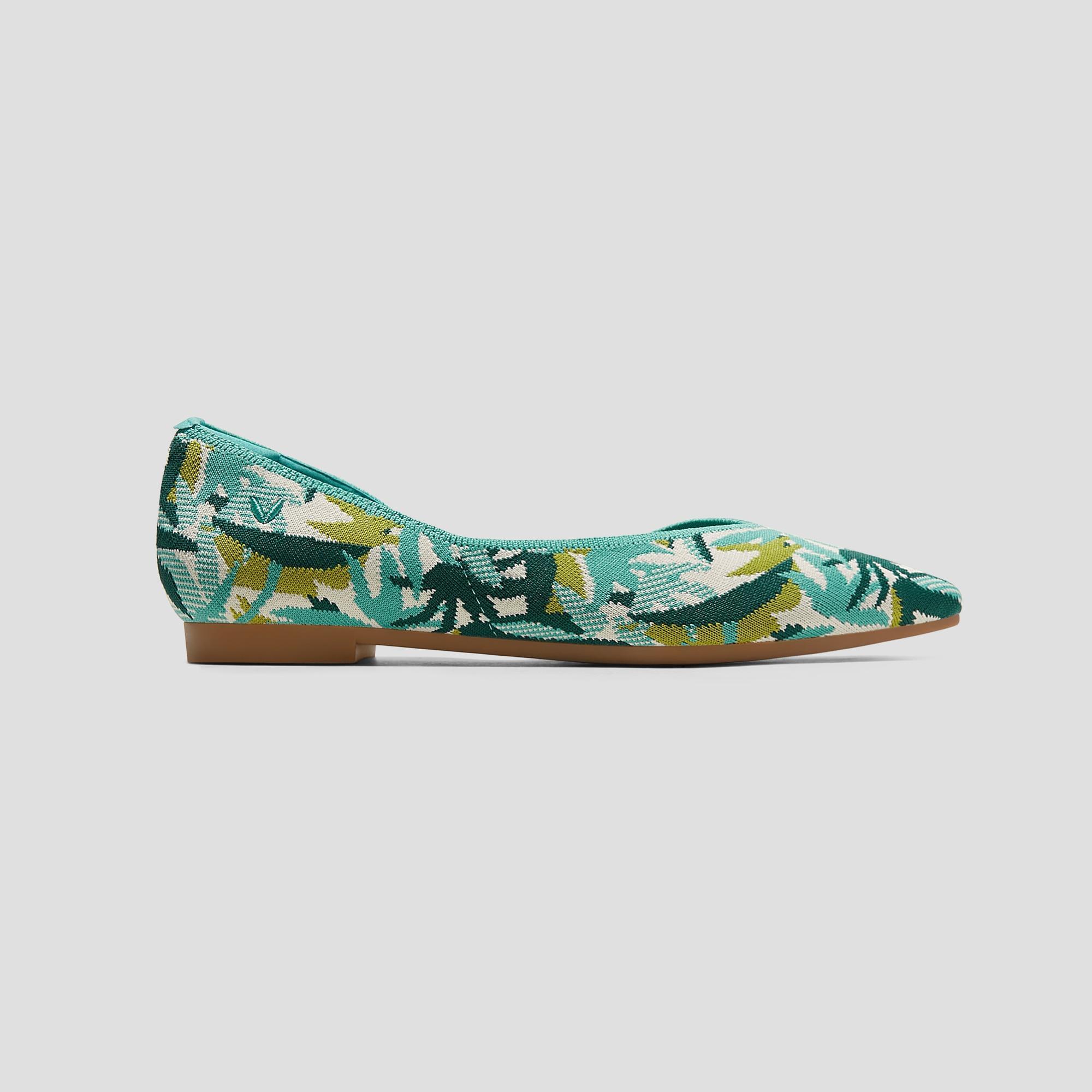 Pointed-Toe D'Orsay Flats (Melia) Product Image