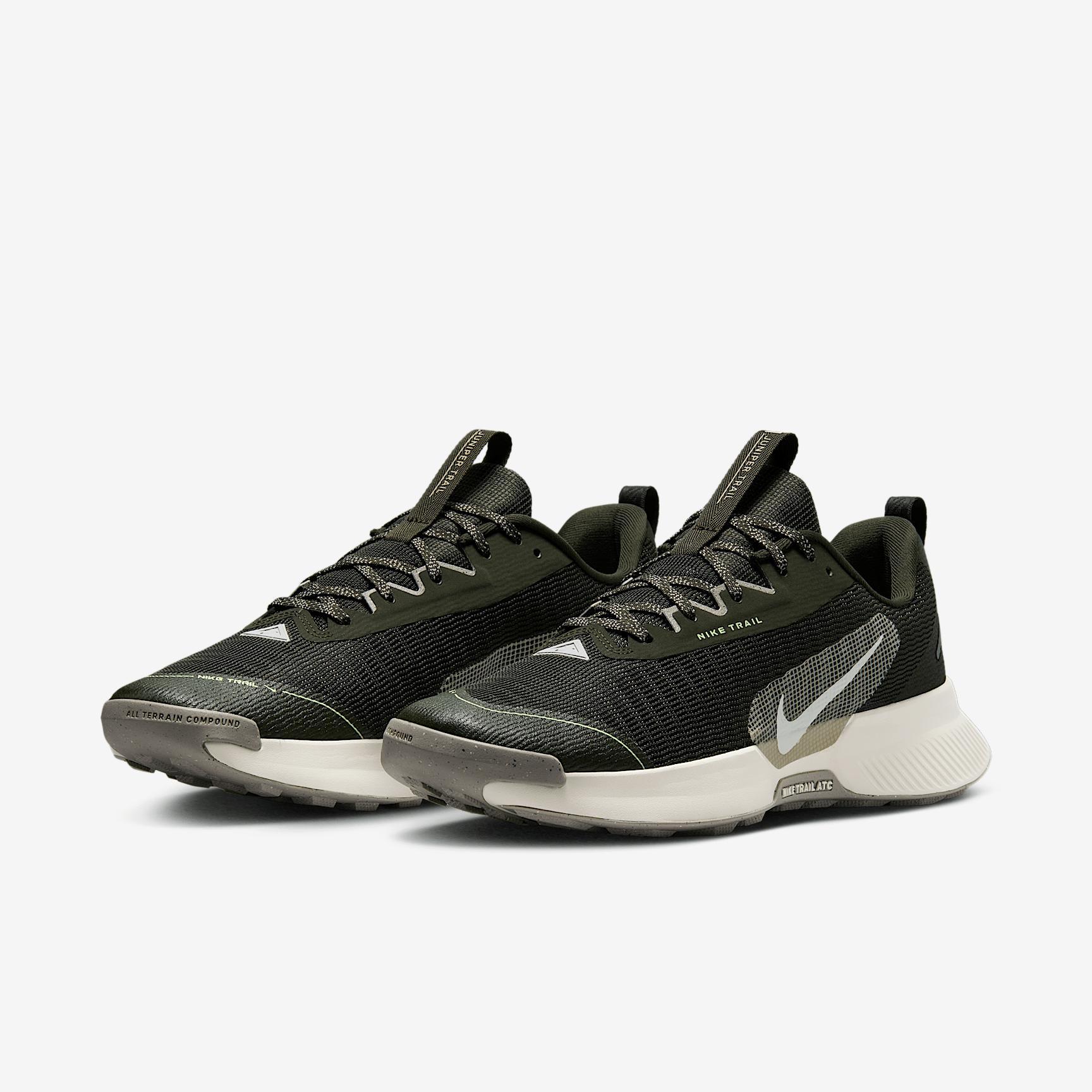Nike Men's Juniper Trail 3 Trail Running Shoes Product Image